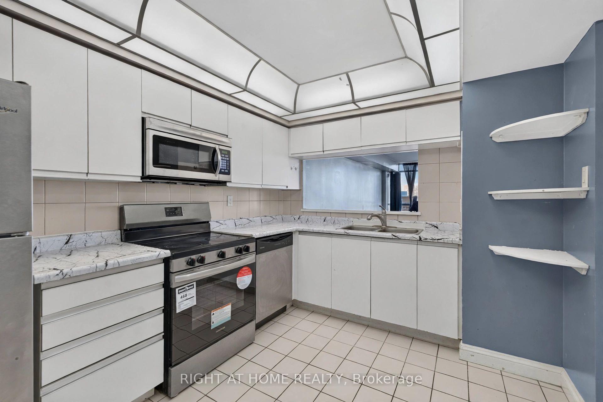 Photo 14 of Unit 708, 22 Hanover Road, Brampton, Queen Street Corridor — HOMEH