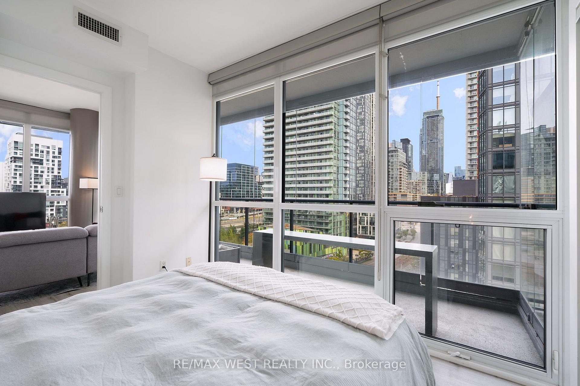 Photo 24 of Unit 1002, 169 Fort York Boulevard, Toronto, Niagara — HOMEH