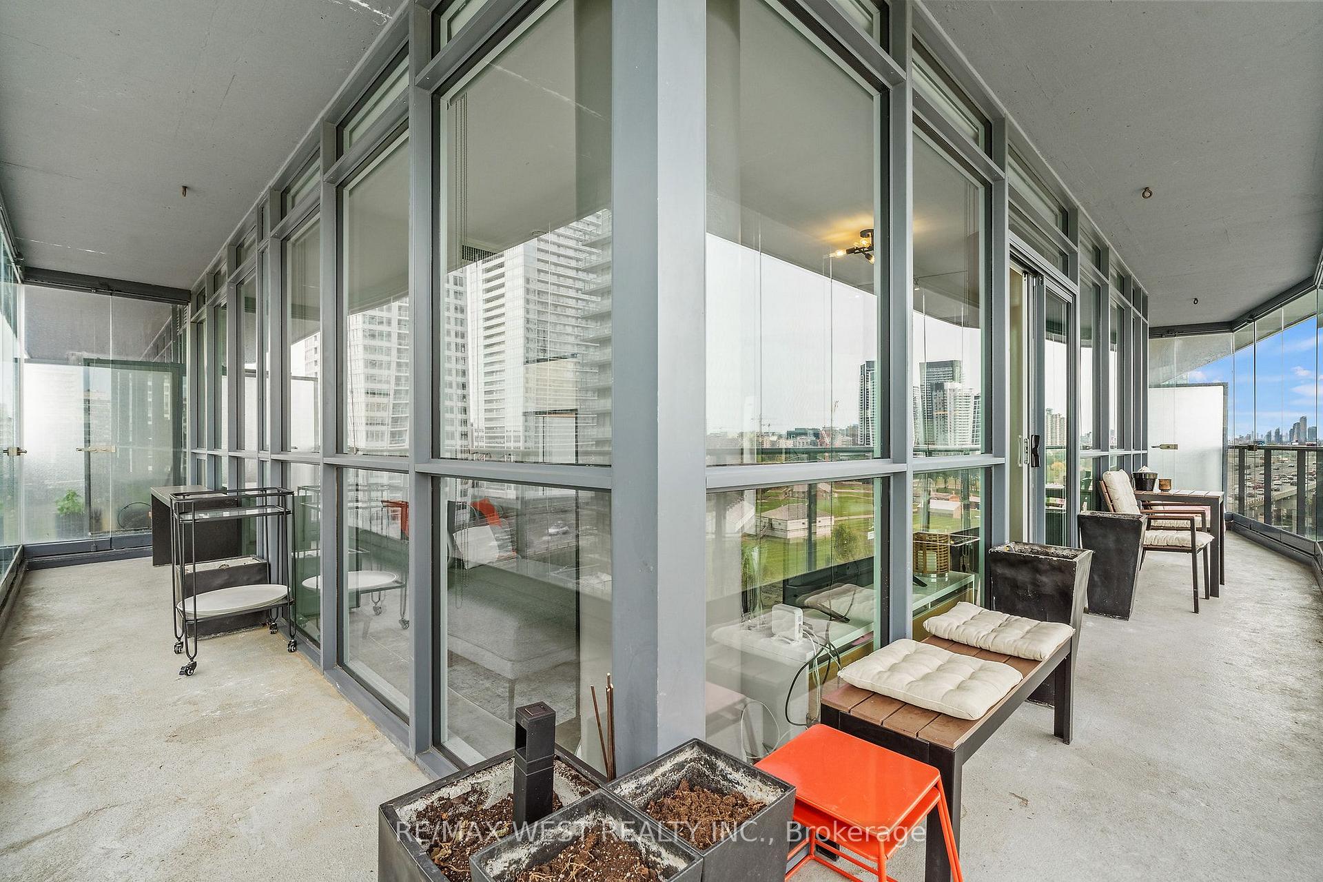 Photo 30 of Unit 1002, 169 Fort York Boulevard, Toronto, Niagara — HOMEH