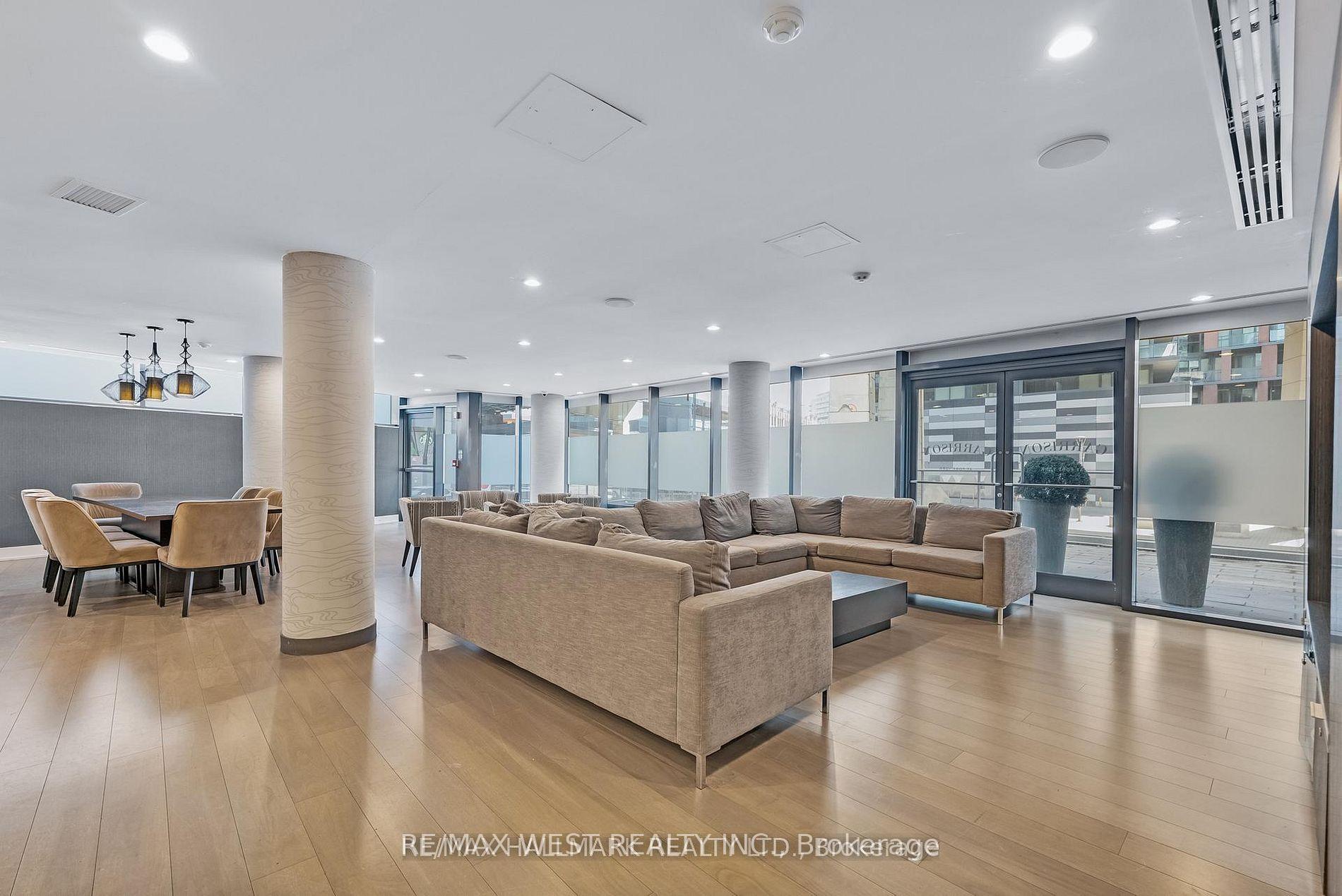 Photo 36 of Unit 1002, 169 Fort York Boulevard, Toronto, Niagara — HOMEH