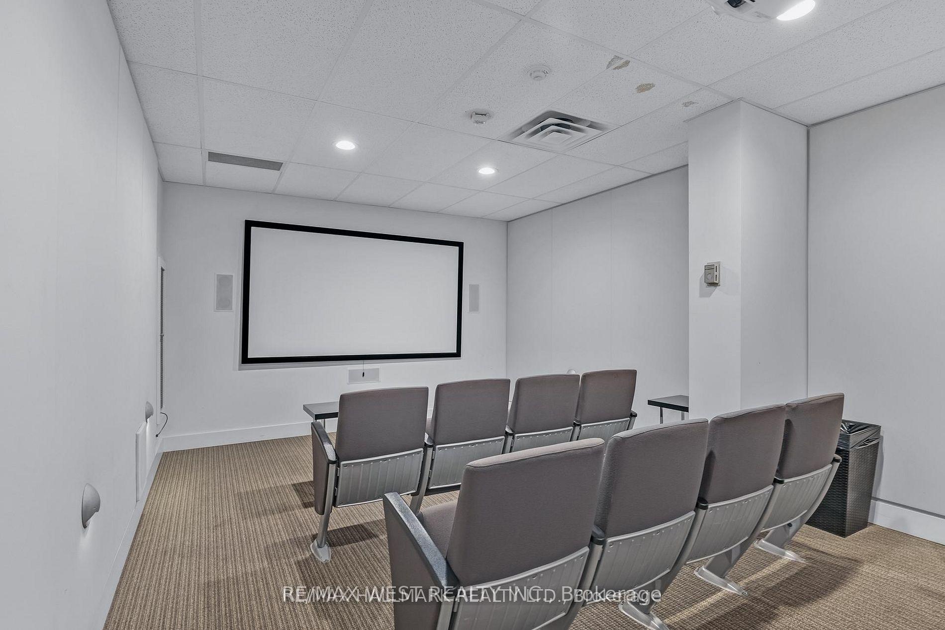 Photo 38 of Unit 1002, 169 Fort York Boulevard, Toronto, Niagara — HOMEH