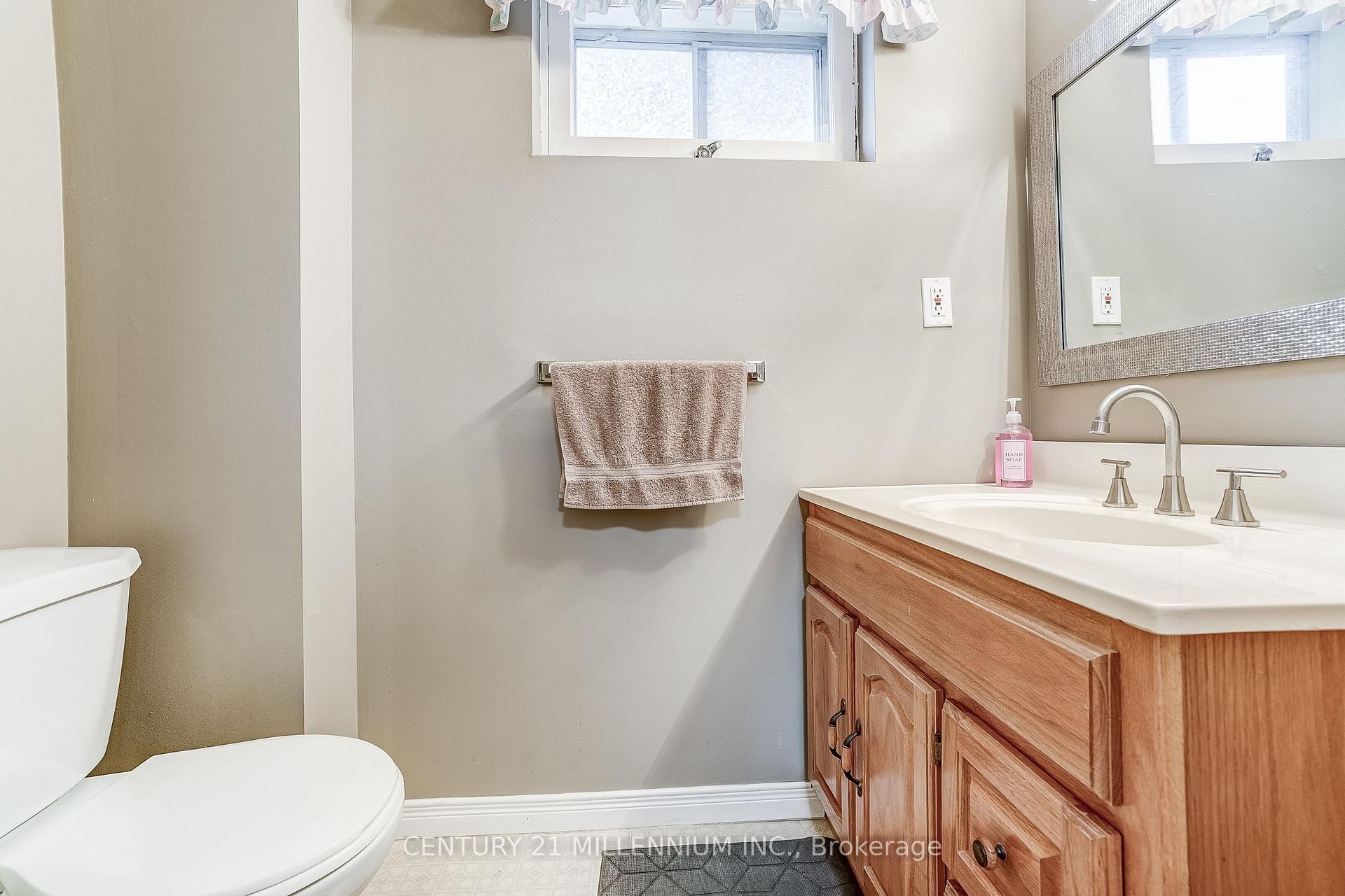 Photo 32 of 72 Glebe Crescent, Brampton, Northgate — HOMEH