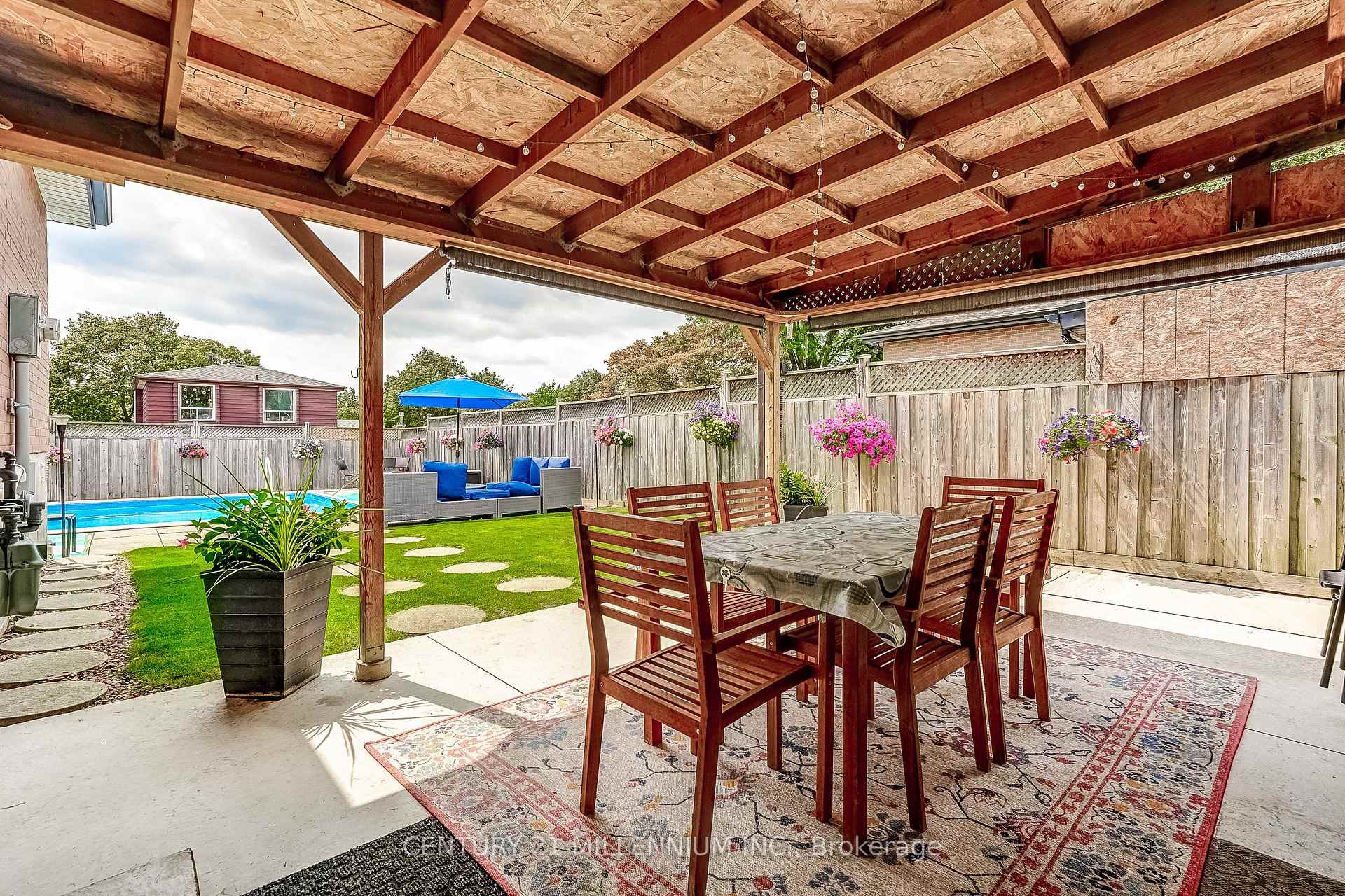 Photo 33 of 72 Glebe Crescent, Brampton, Northgate — HOMEH
