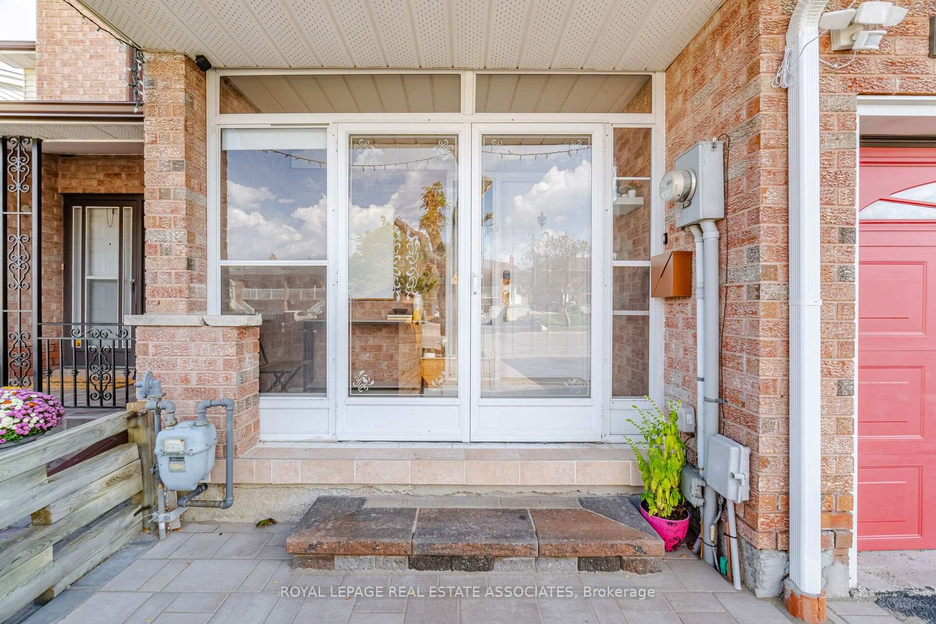 Photo 6 of 4002 Bishopstoke Lane, Mississauga, Rathwood — HOMEH