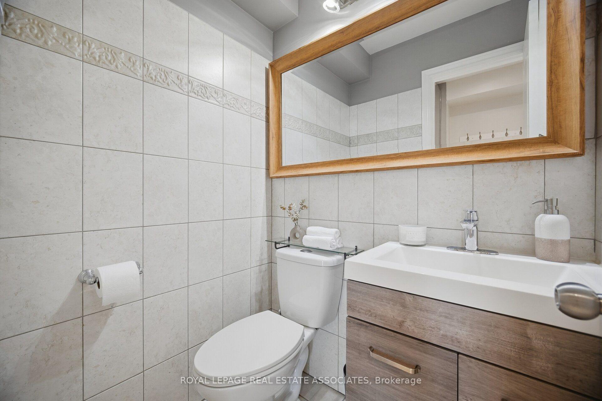 Photo 25 of 4002 Bishopstoke Lane, Mississauga, Rathwood — HOMEH
