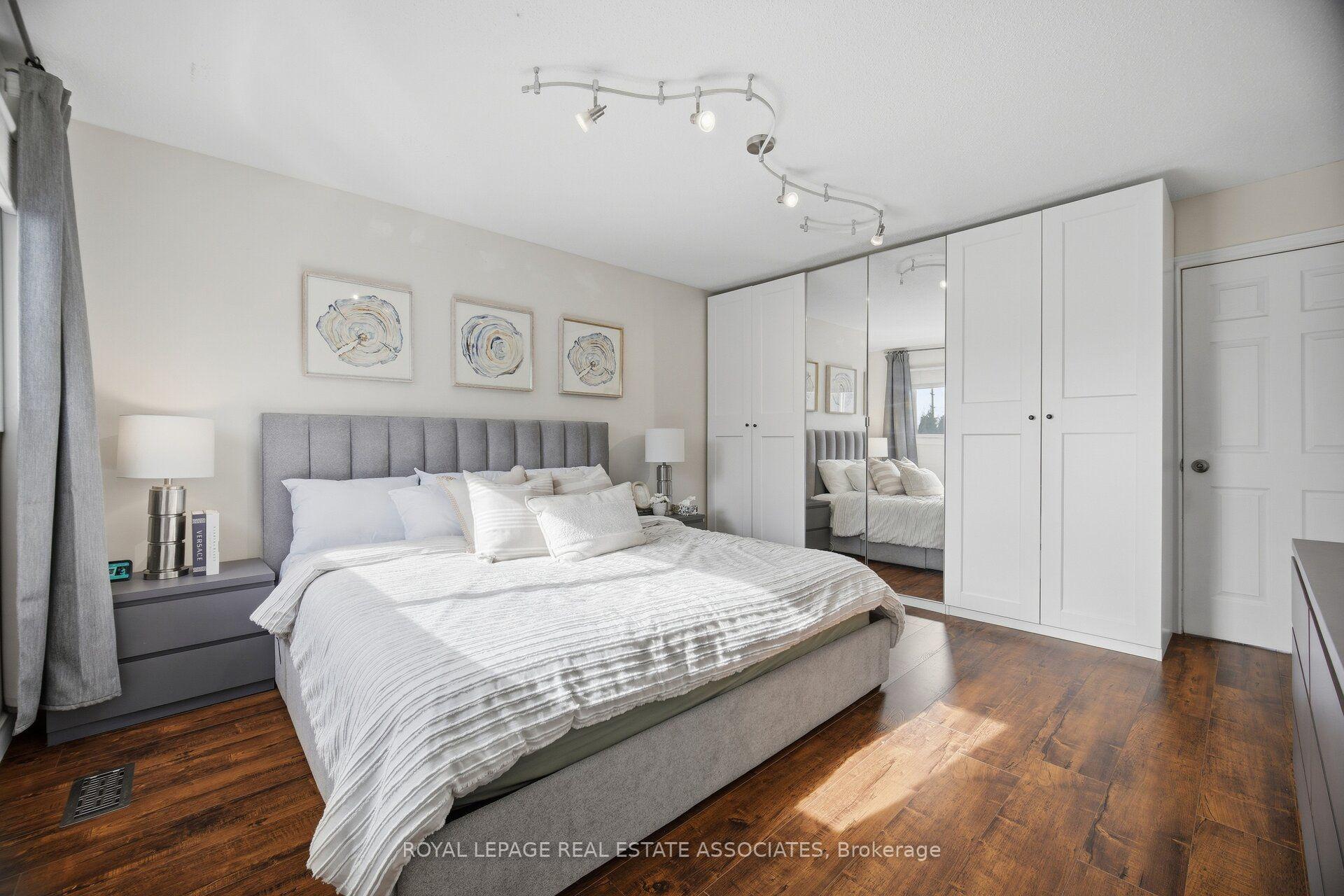 Photo 33 of 4002 Bishopstoke Lane, Mississauga, Rathwood — HOMEH