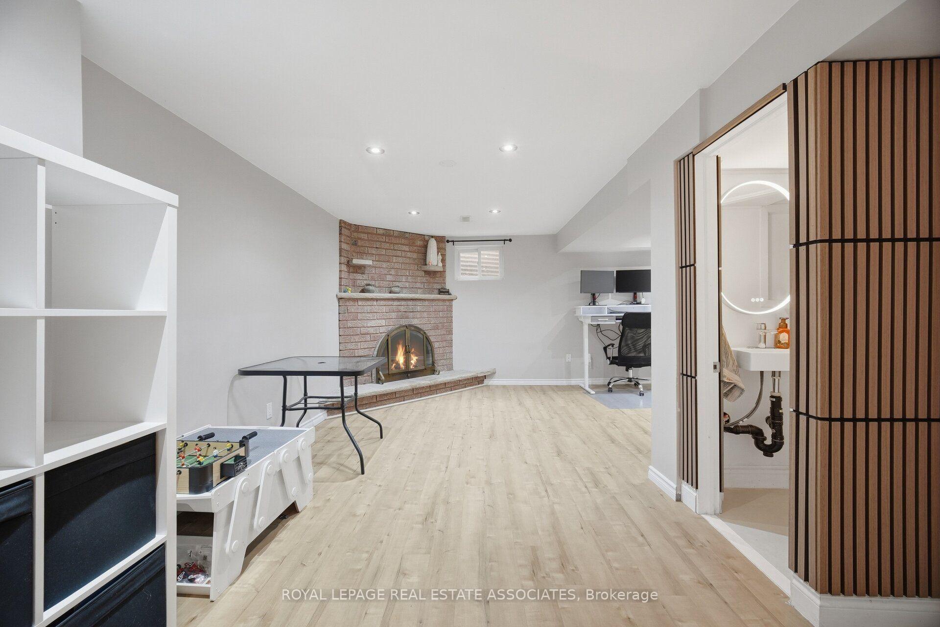 Photo 45 of 4002 Bishopstoke Lane, Mississauga, Rathwood — HOMEH
