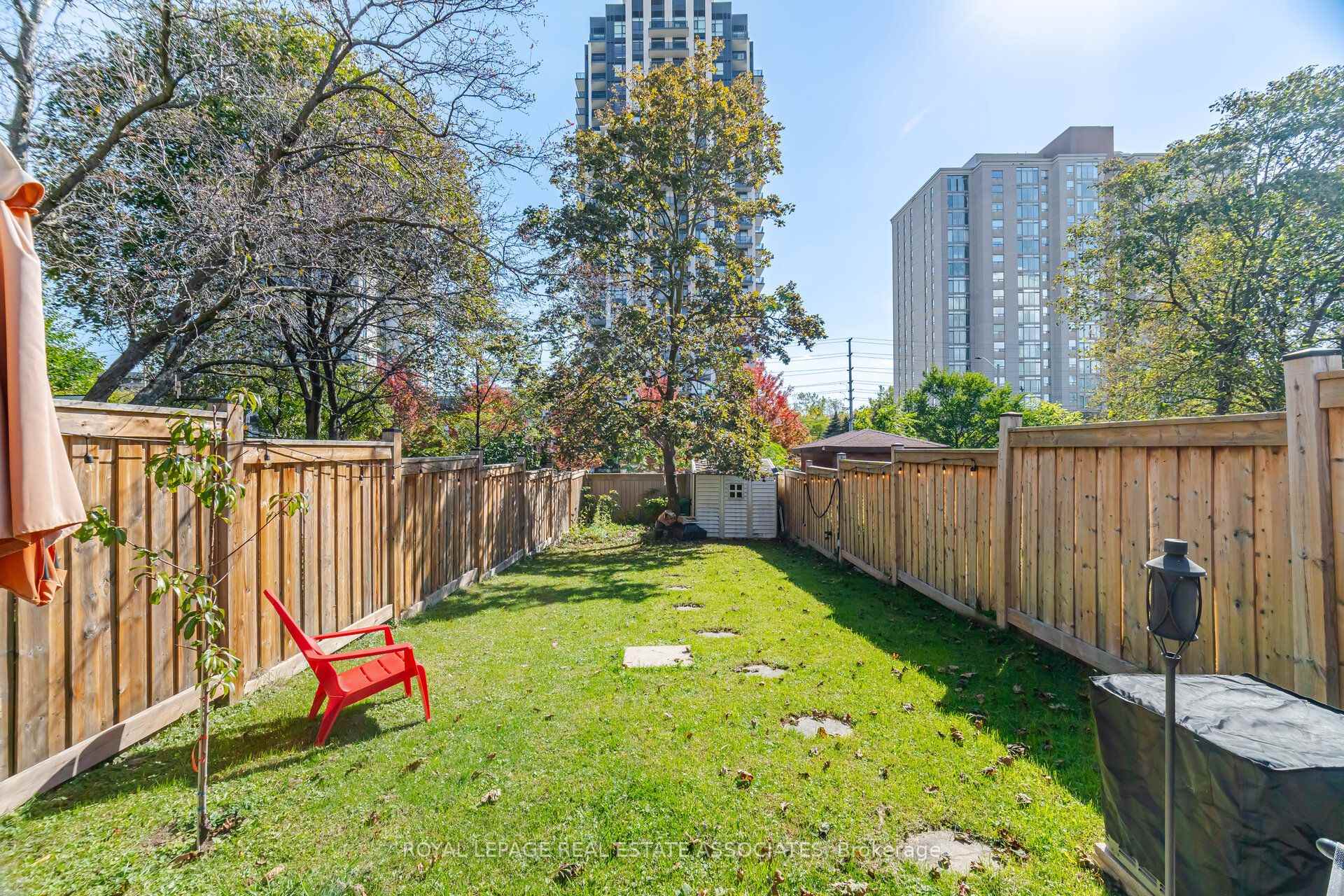 Photo 50 of 4002 Bishopstoke Lane, Mississauga, Rathwood — HOMEH