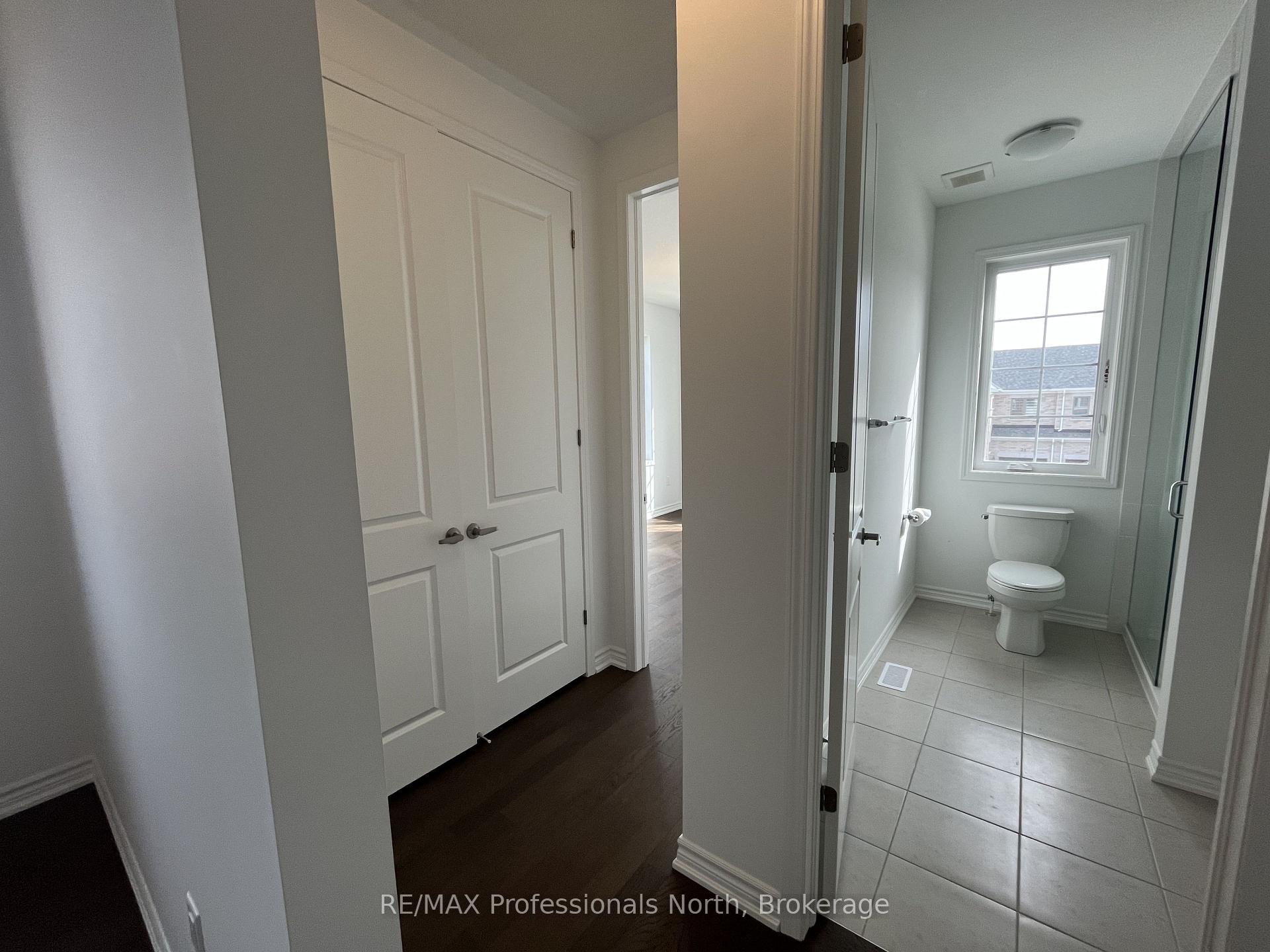 Photo 33 of 62 Lower Street, Barrie, Rural Barrie Southeast — HOMEH