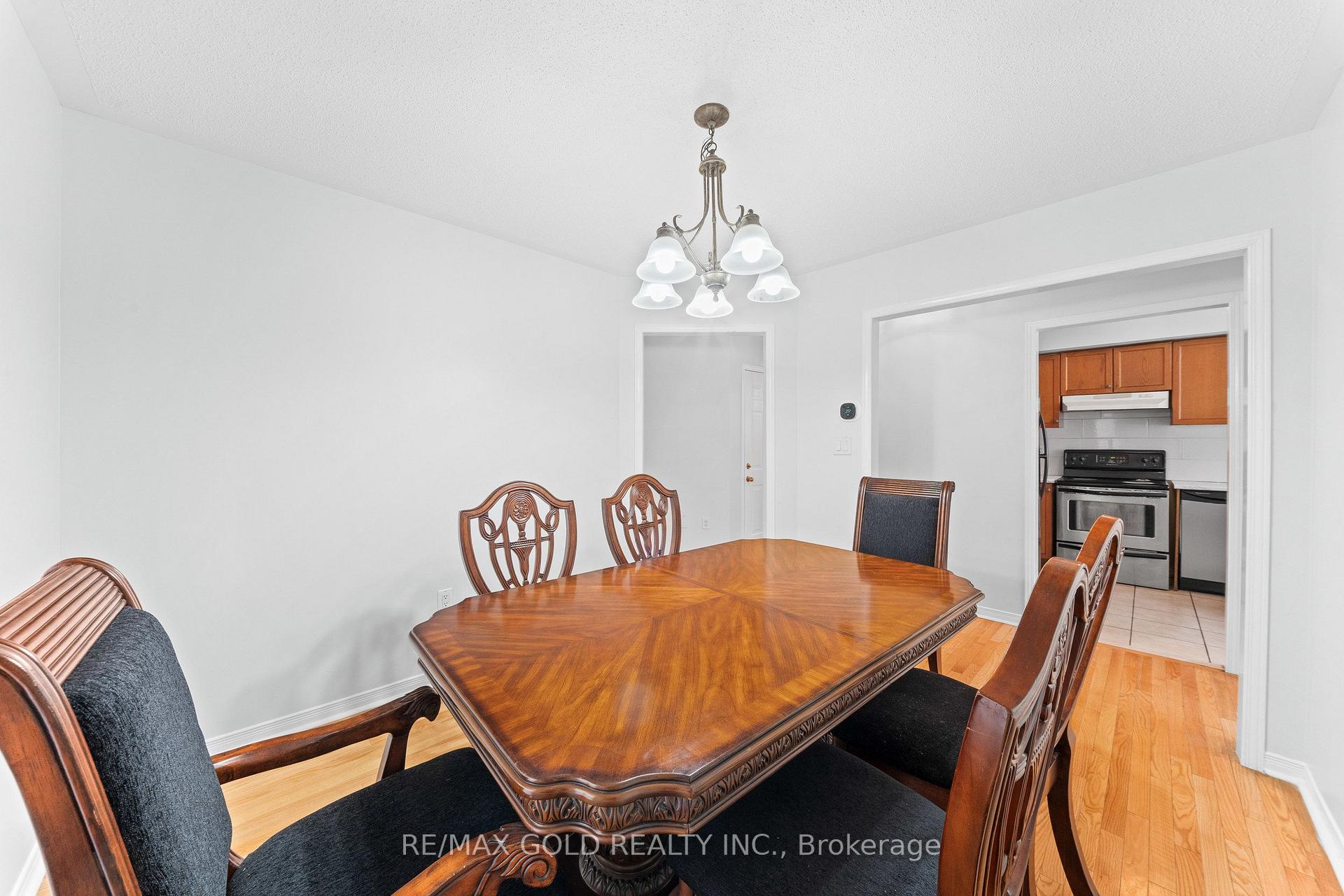 Photo 7 of 7 Frostbite Lane, Brampton, Sandringham-Wellington — HOMEH