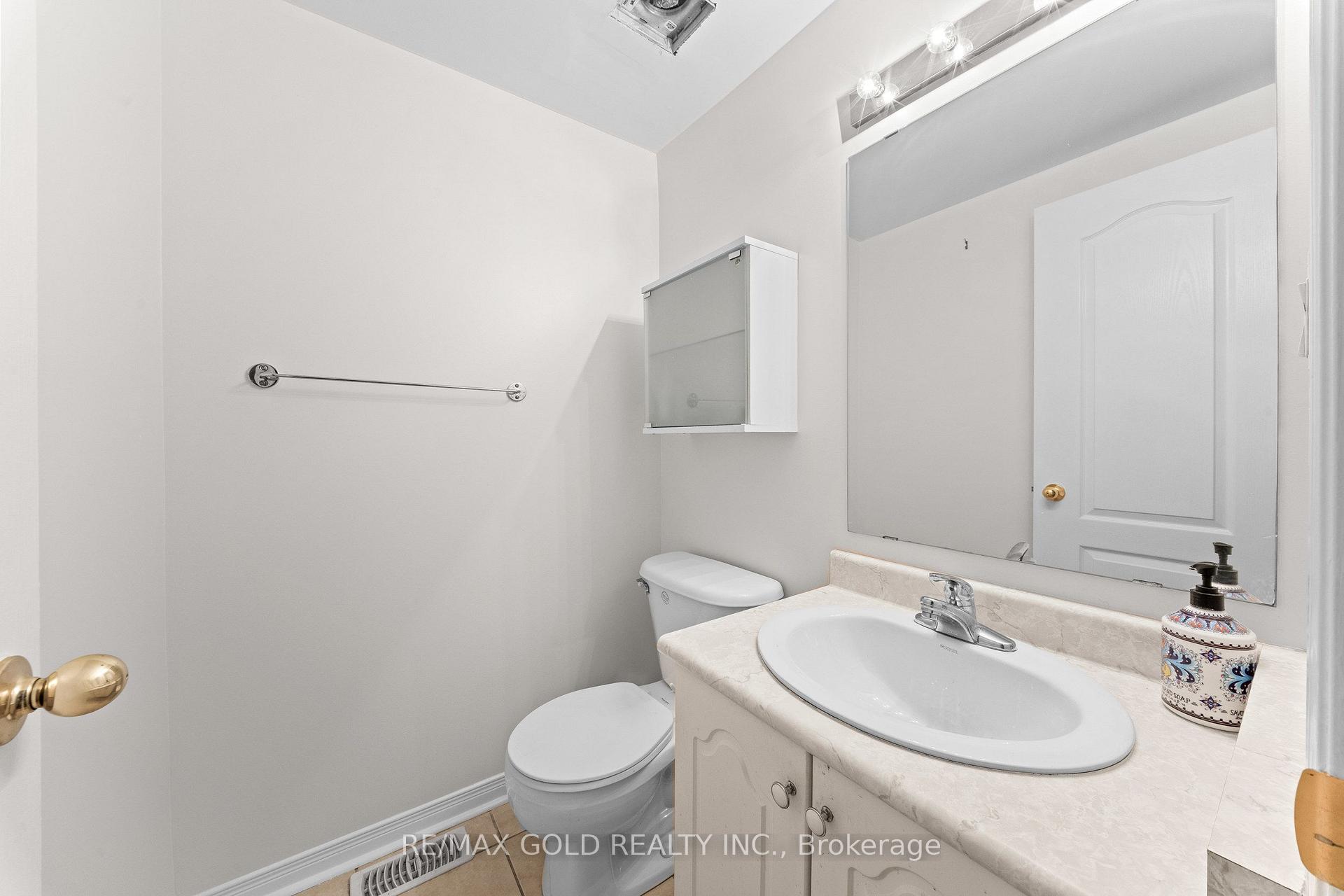 Photo 11 of 7 Frostbite Lane, Brampton, Sandringham-Wellington — HOMEH