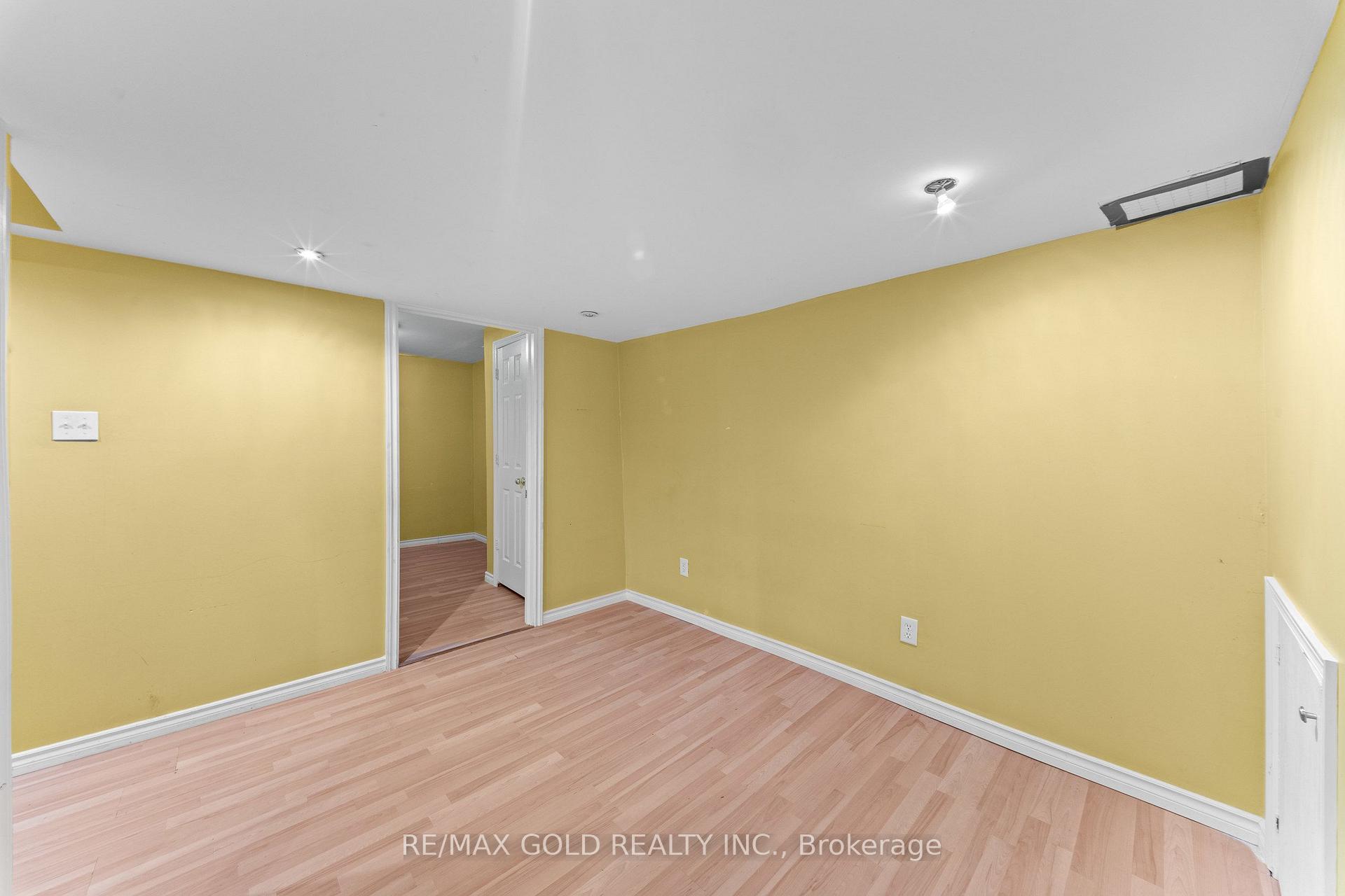 Photo 34 of 7 Frostbite Lane, Brampton, Sandringham-Wellington — HOMEH