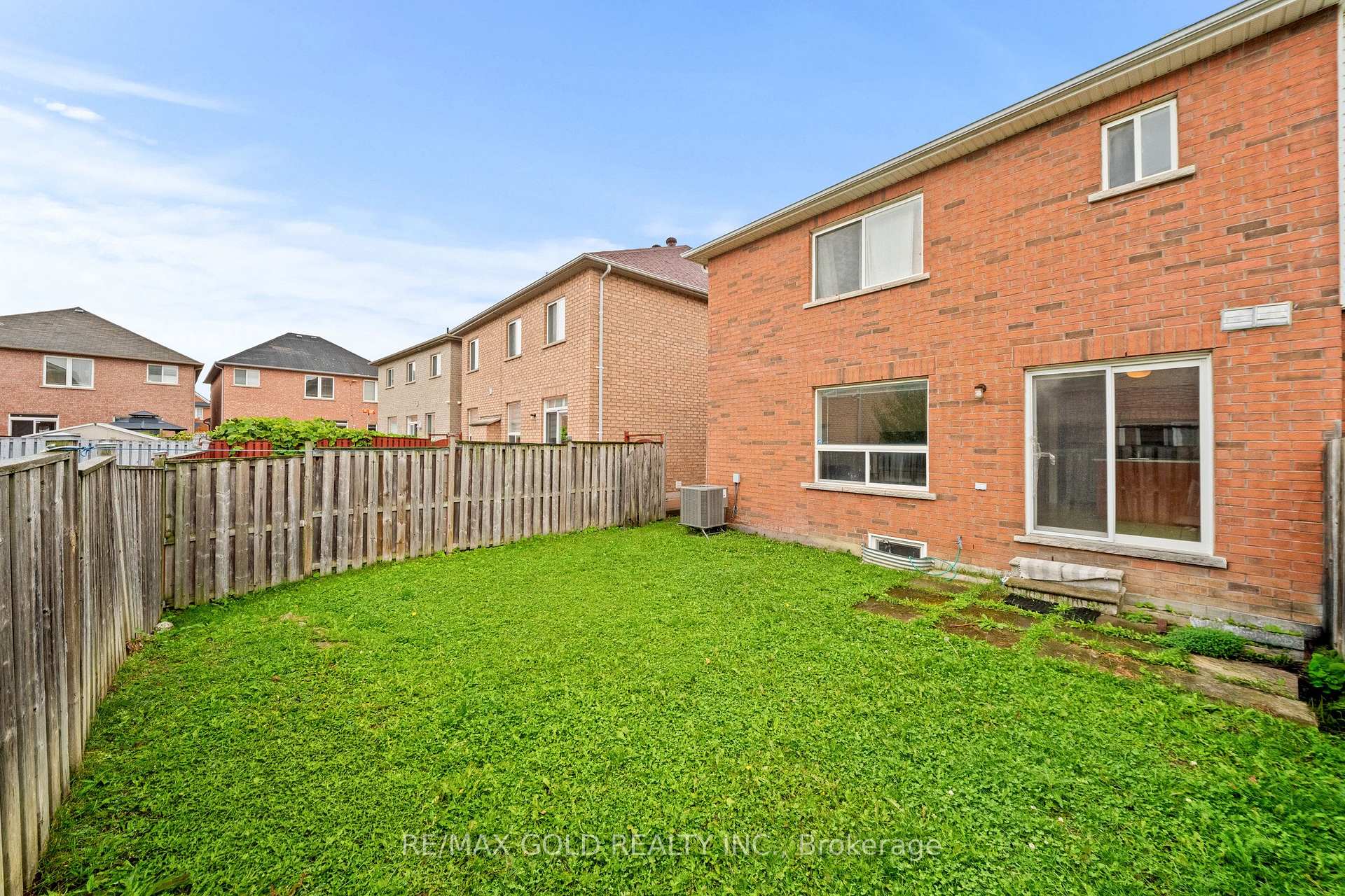 Photo 43 of 7 Frostbite Lane, Brampton, Sandringham-Wellington — HOMEH