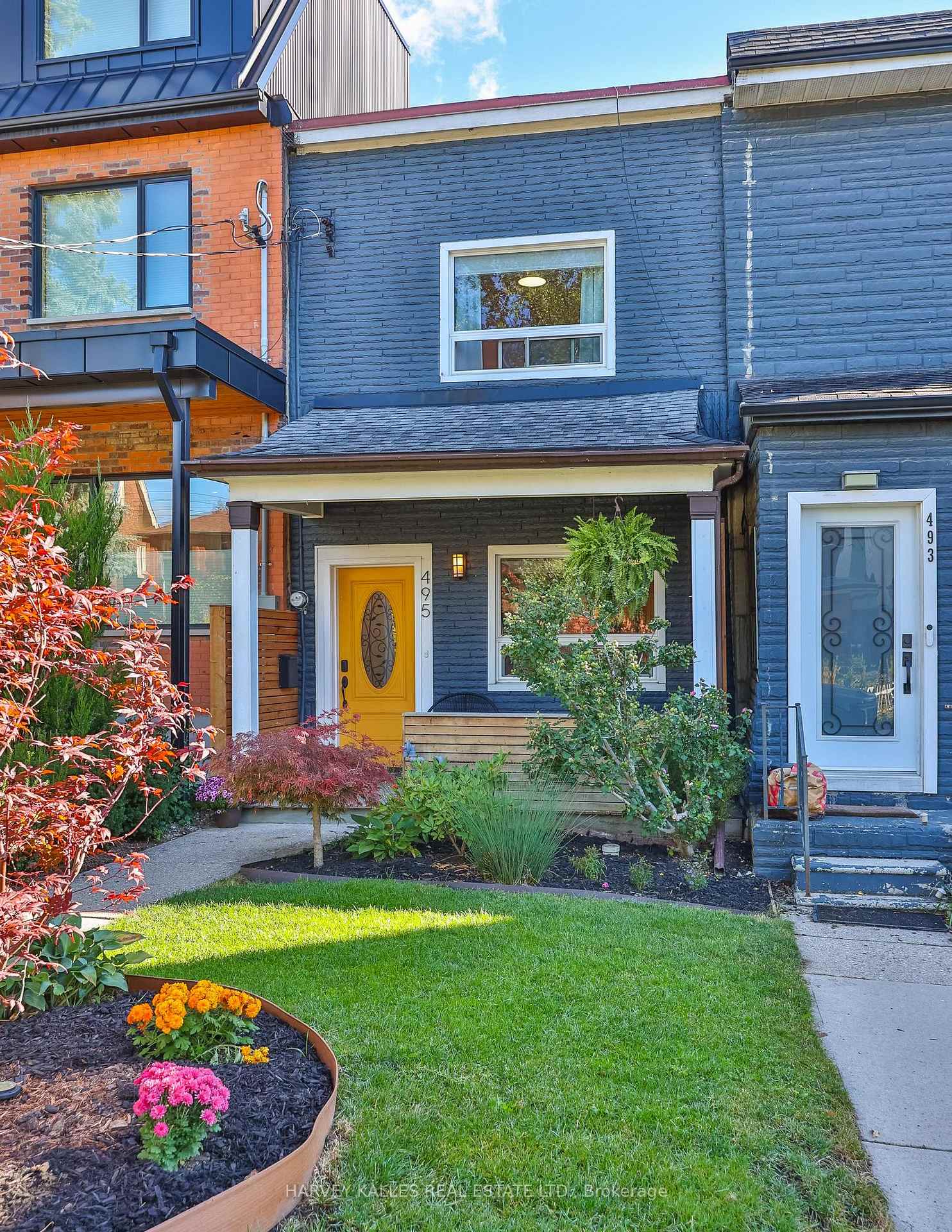 Photo of 495 Roxton Road