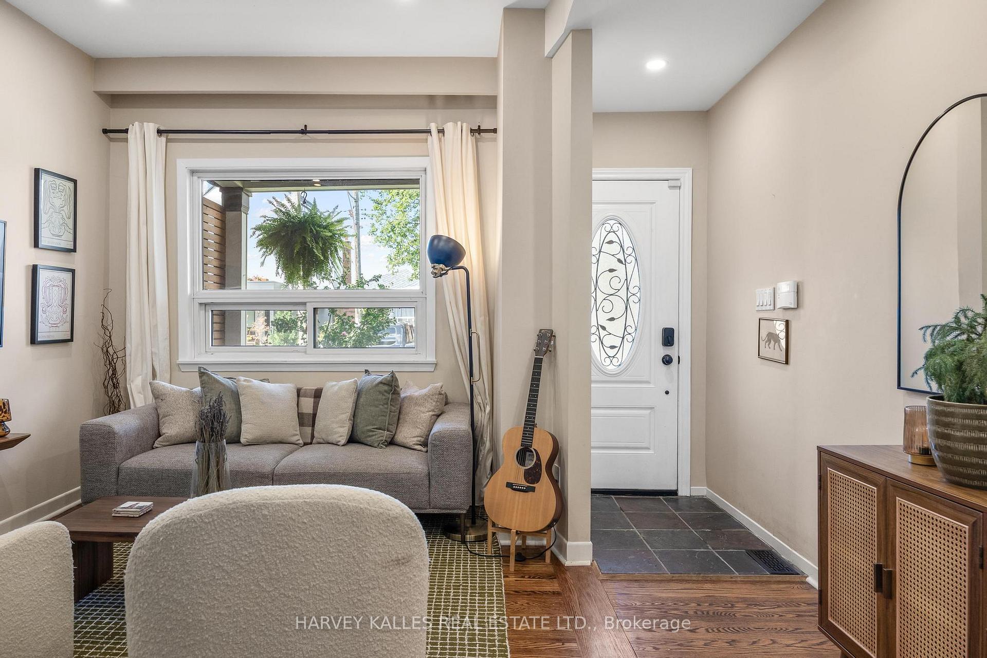 Photo 6 of 495 Roxton Road, Toronto, Palmerston-Little Italy — HOMEH