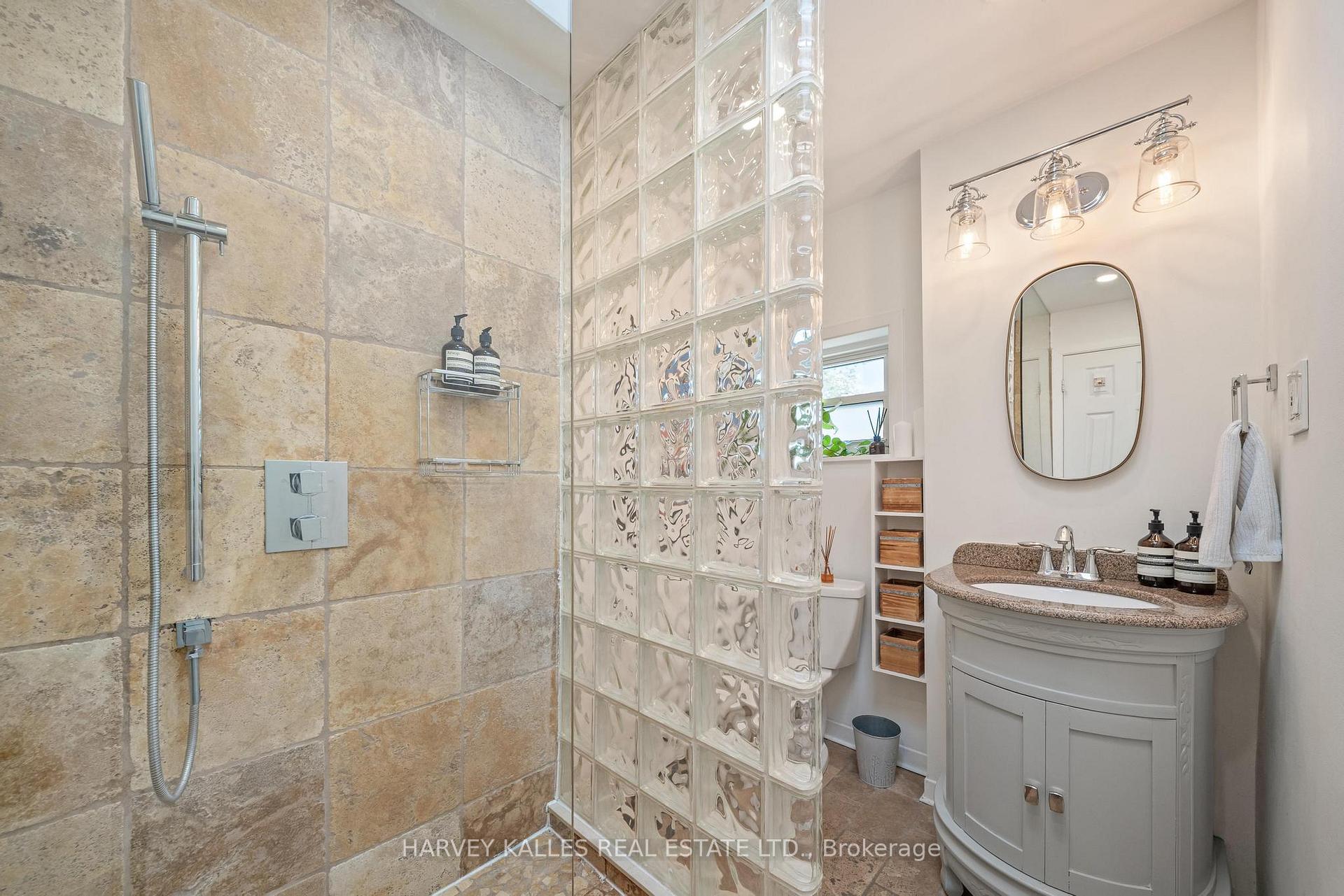 Photo 22 of 495 Roxton Road, Toronto, Palmerston-Little Italy — HOMEH