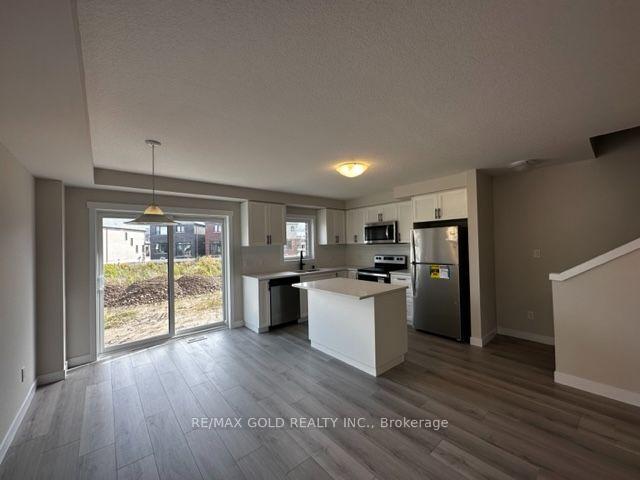 Photo 4 of 17 Wilkinson Avenue, Cambridge, Westview — HOMEH