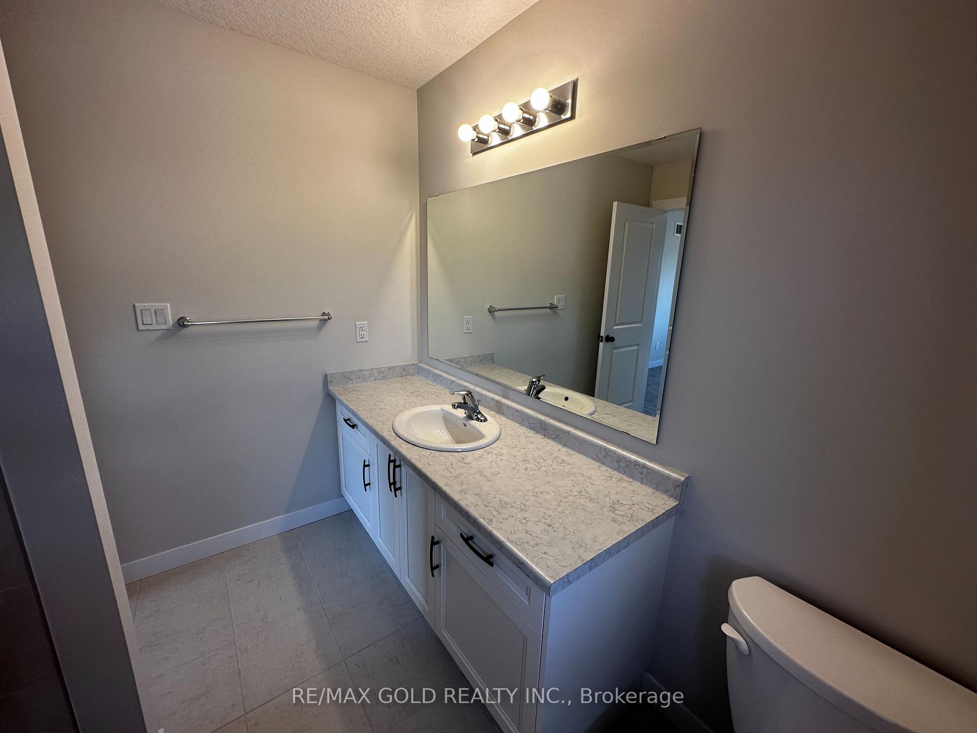 Photo 9 of 17 Wilkinson Avenue, Cambridge, Westview — HOMEH