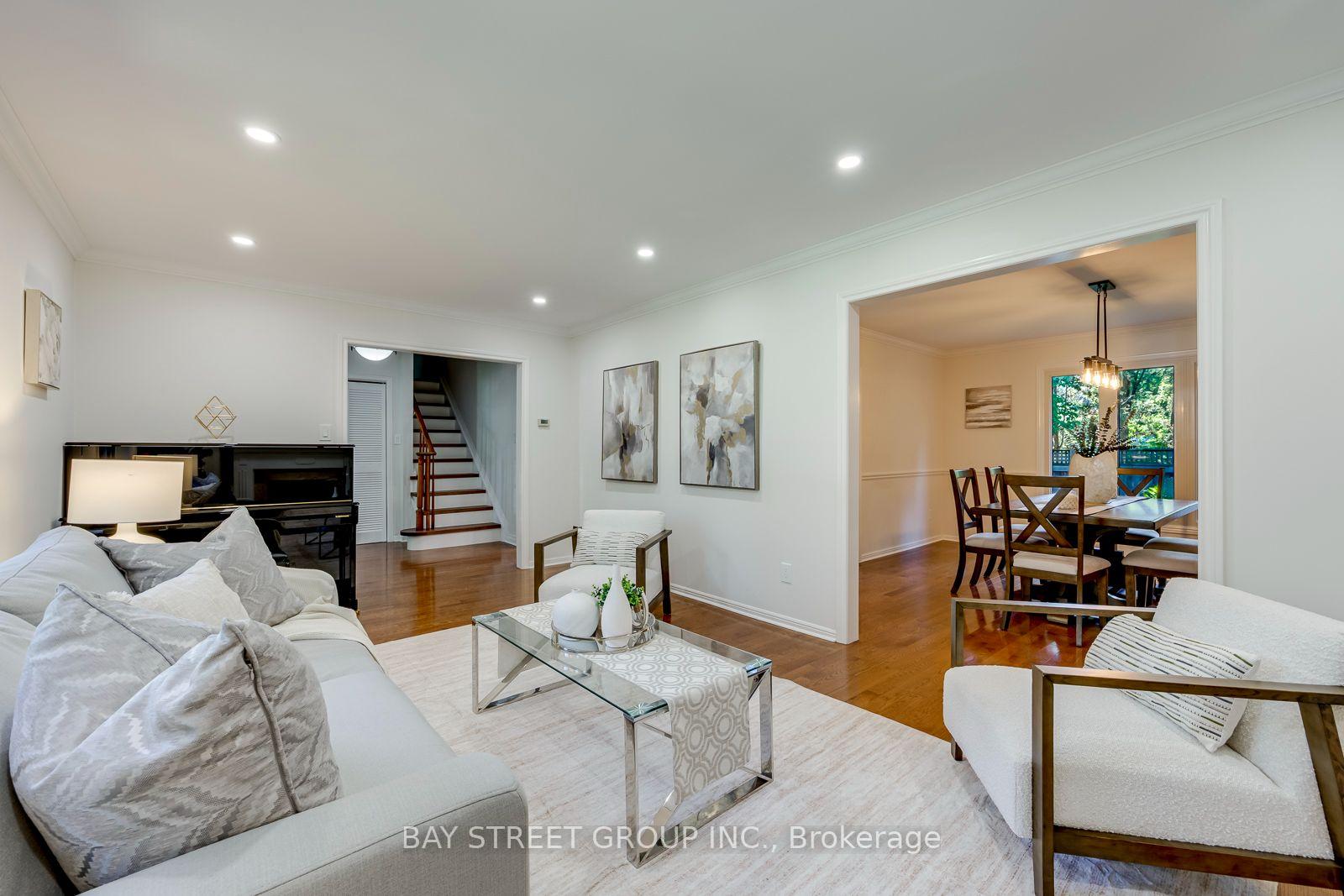 Photo 16 of 2234 Bennington Gate, Oakville, Ford — HOMEH