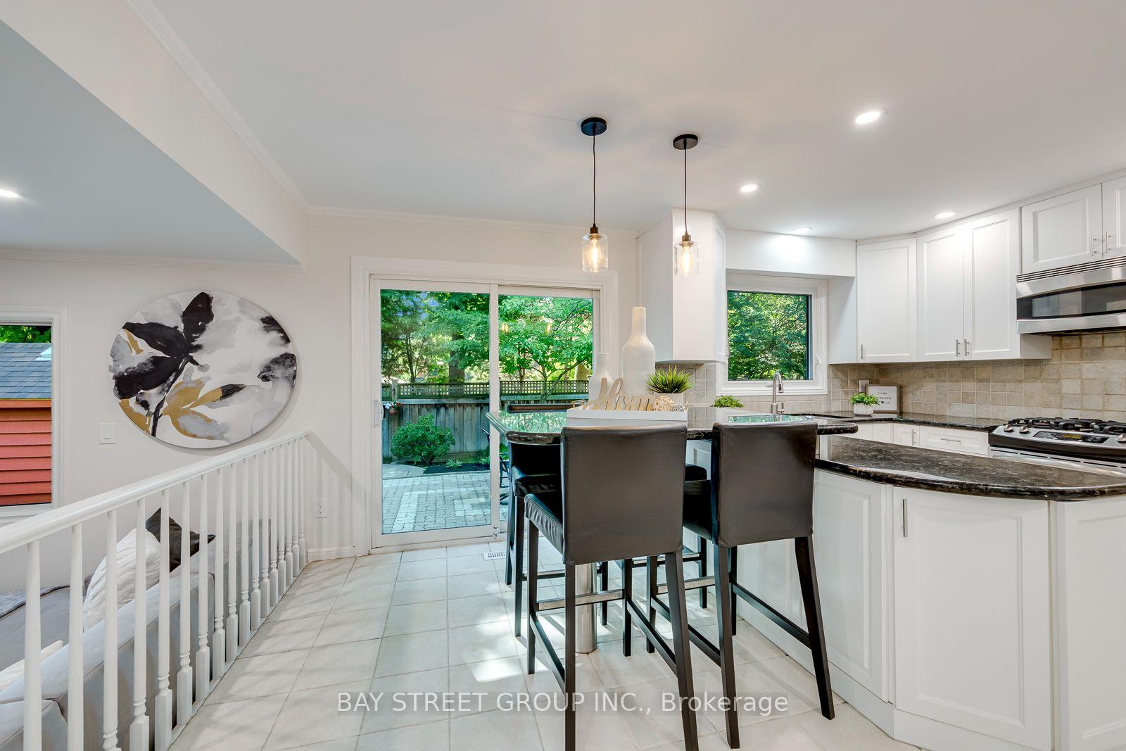 Photo 28 of 2234 Bennington Gate, Oakville, Ford — HOMEH