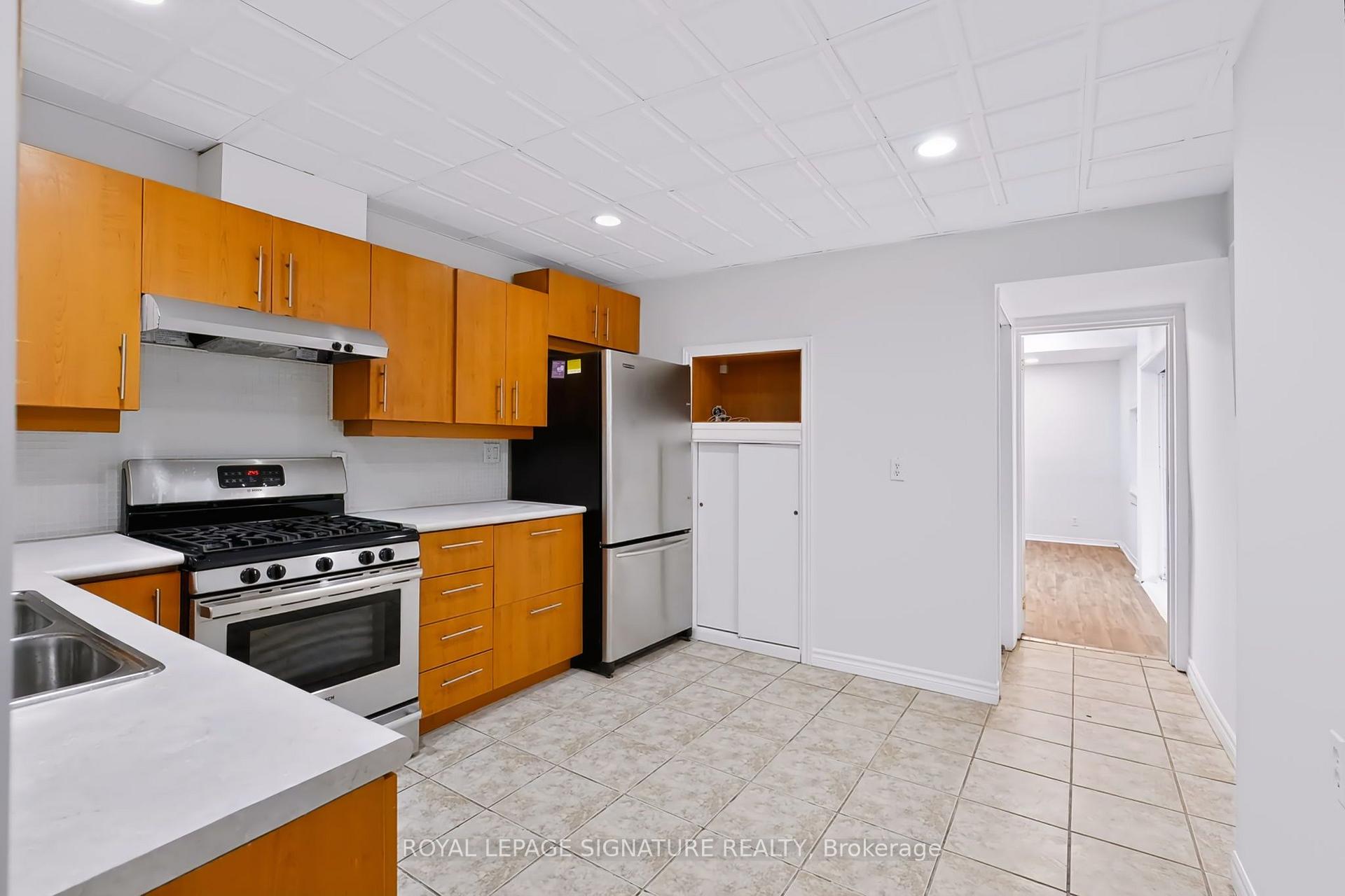Photo 10 of 80 Tisdale Street N, Hamilton, Landsdale — HOMEH