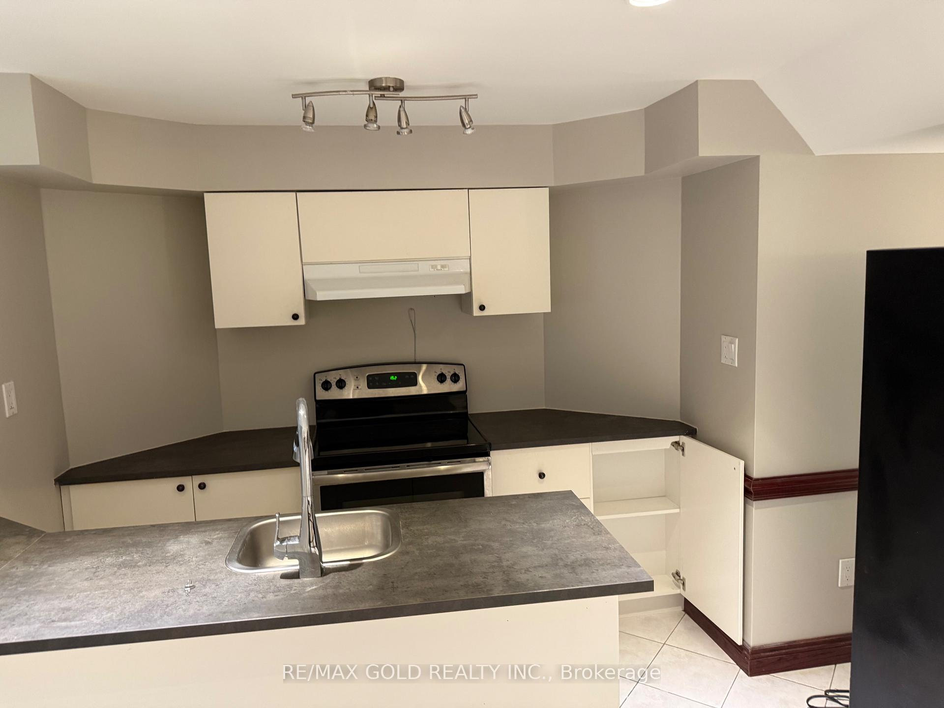 Photo 4 of Unit Basement, 41 Mountainberry Road, Brampton, Sandringham-Wellington — HOMEH