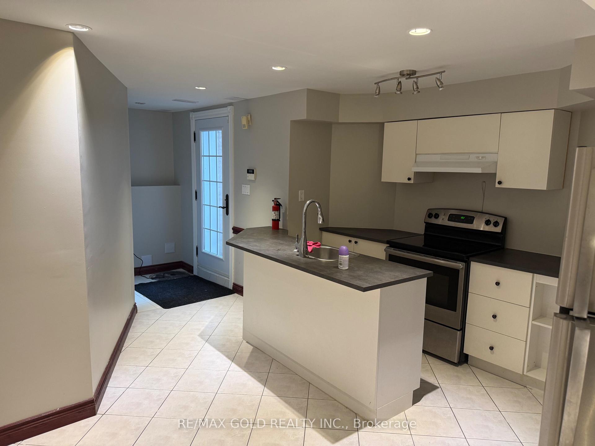 Photo 5 of Unit Basement, 41 Mountainberry Road, Brampton, Sandringham-Wellington — HOMEH
