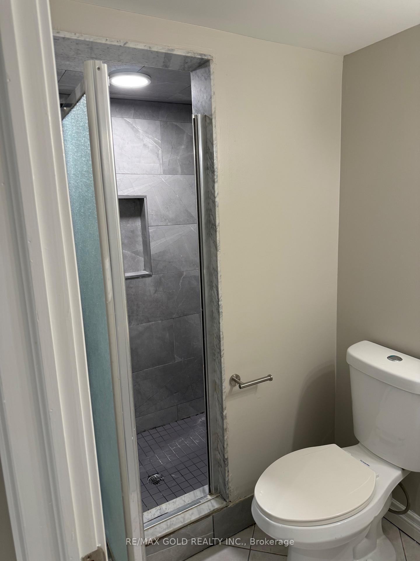 Photo 6 of Unit Basement, 41 Mountainberry Road, Brampton, Sandringham-Wellington — HOMEH