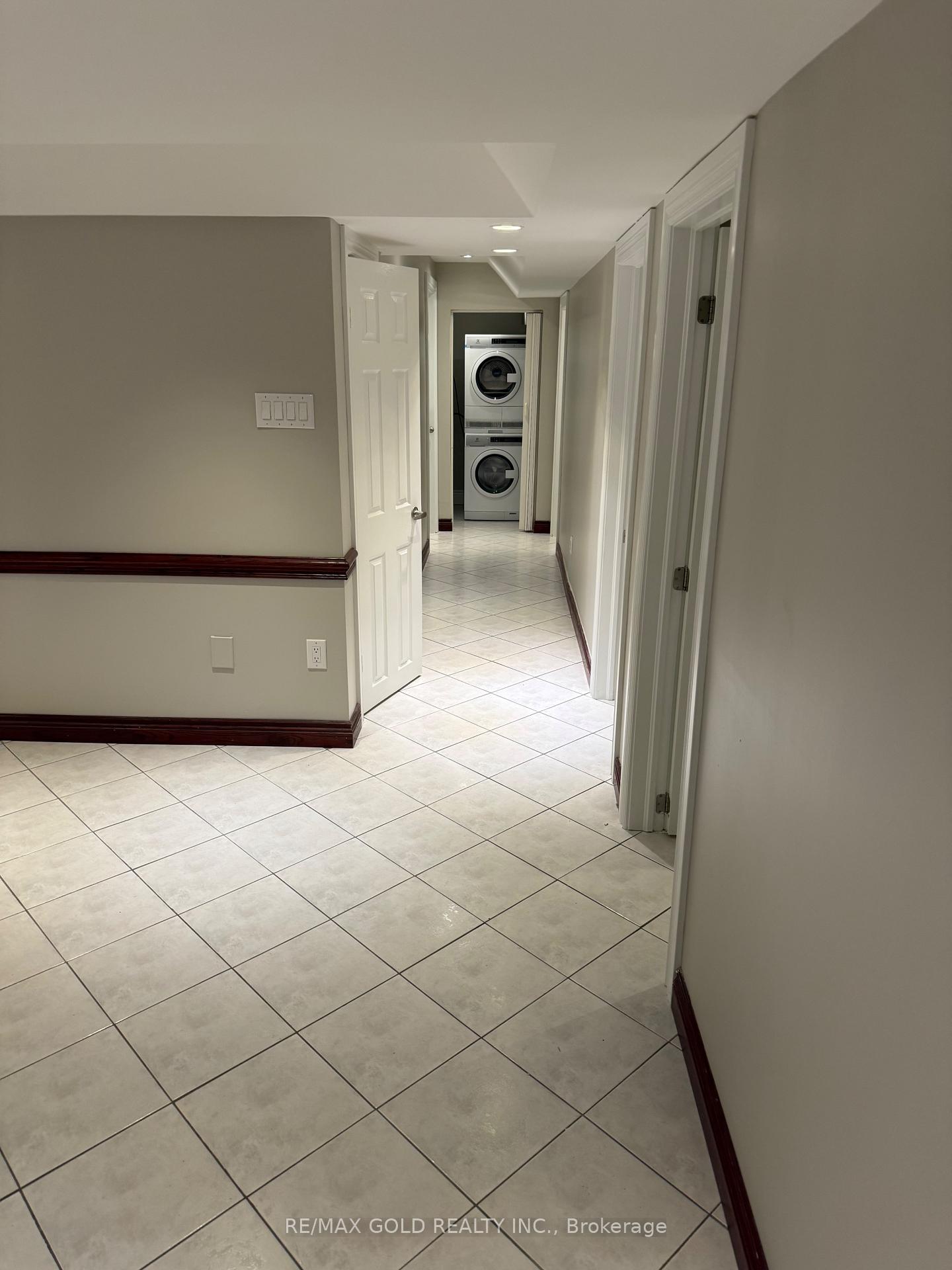 Photo 8 of Unit Basement, 41 Mountainberry Road, Brampton, Sandringham-Wellington — HOMEH