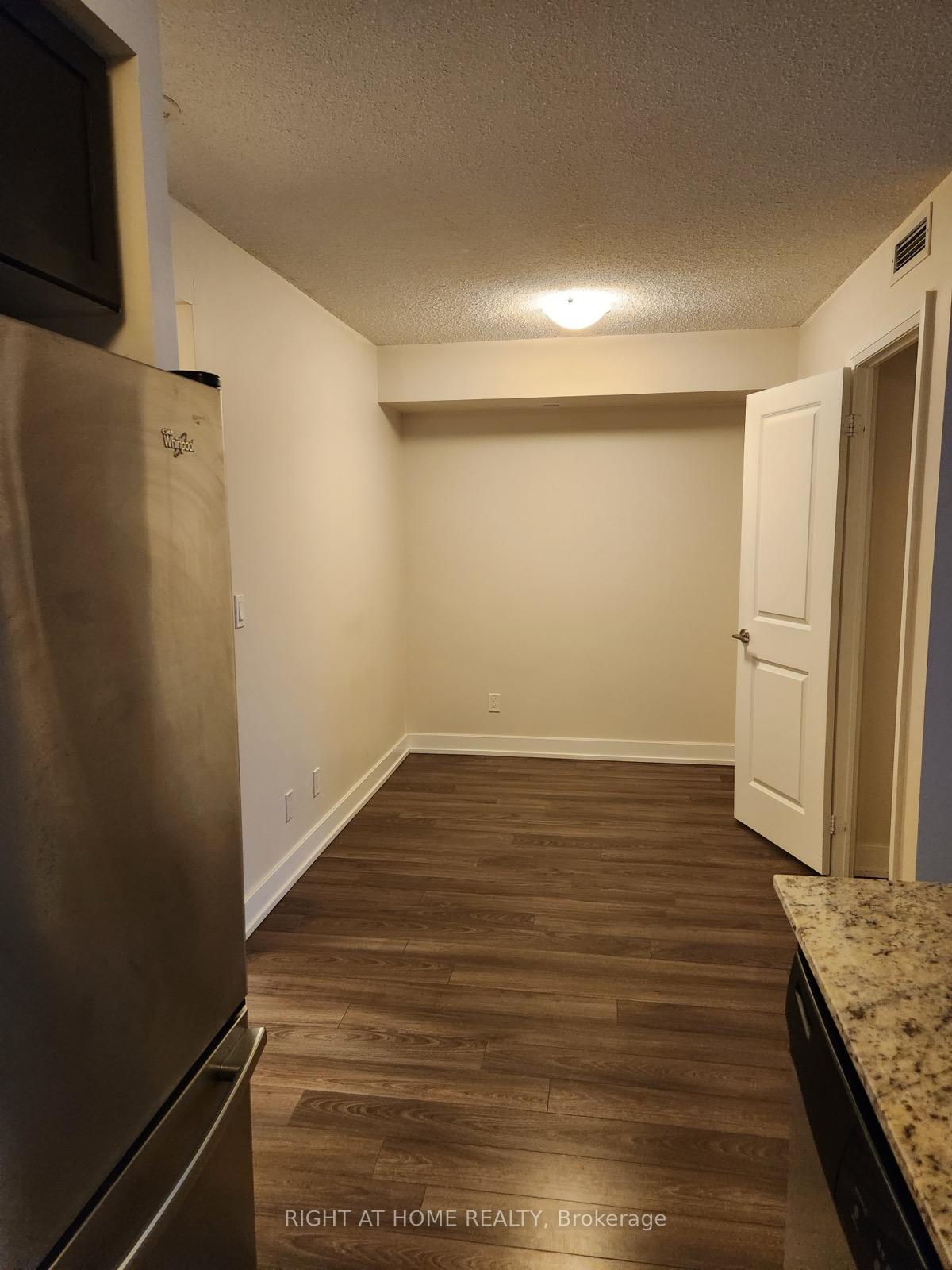 Photo 25 of Unit 2223, 2 Eva Road, Etobicoke, Etobicoke West Mall — HOMEH