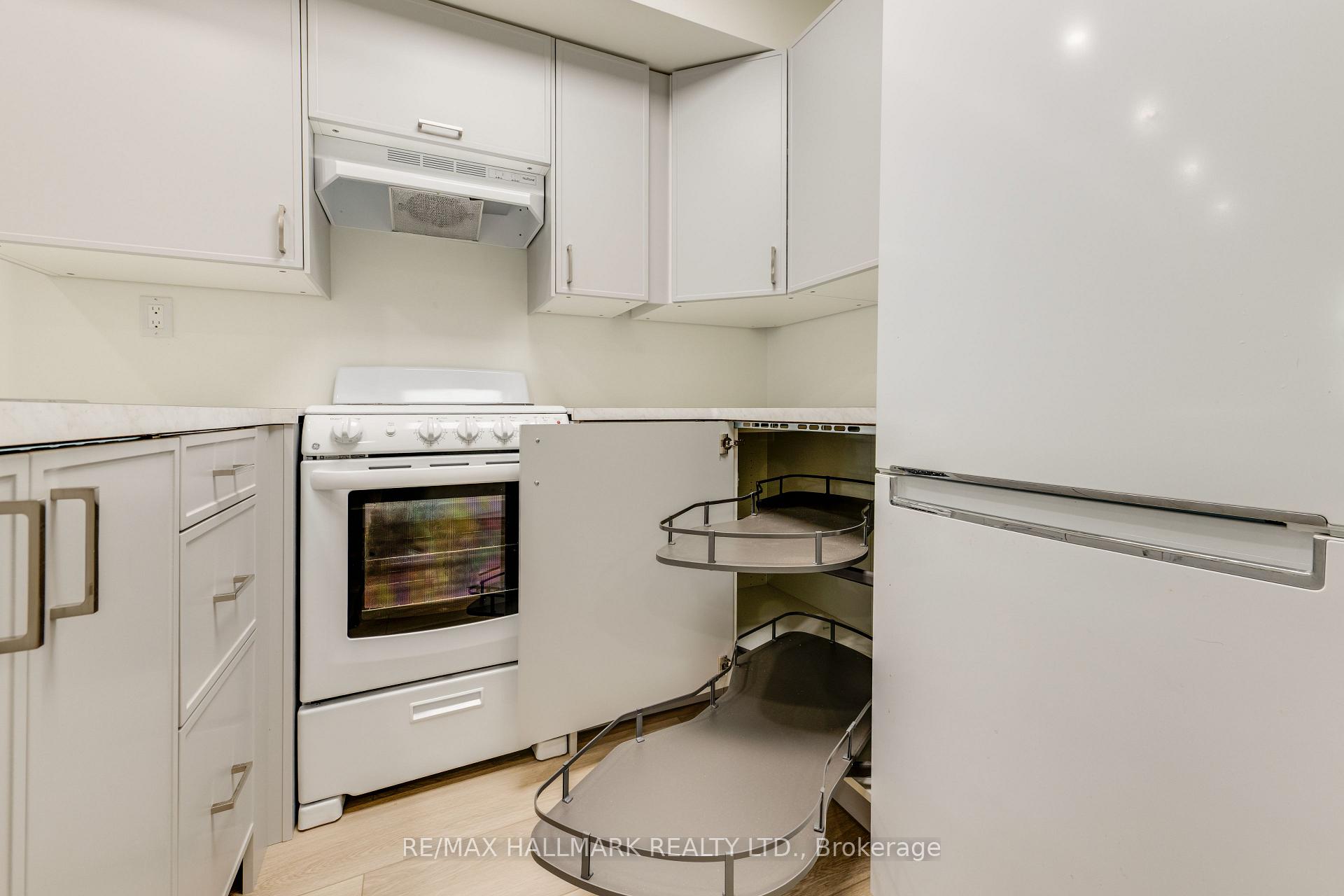 Photo 6 of Unit Lower Unit, 8 Empire Avenue, Toronto, South Riverdale — HOMEH