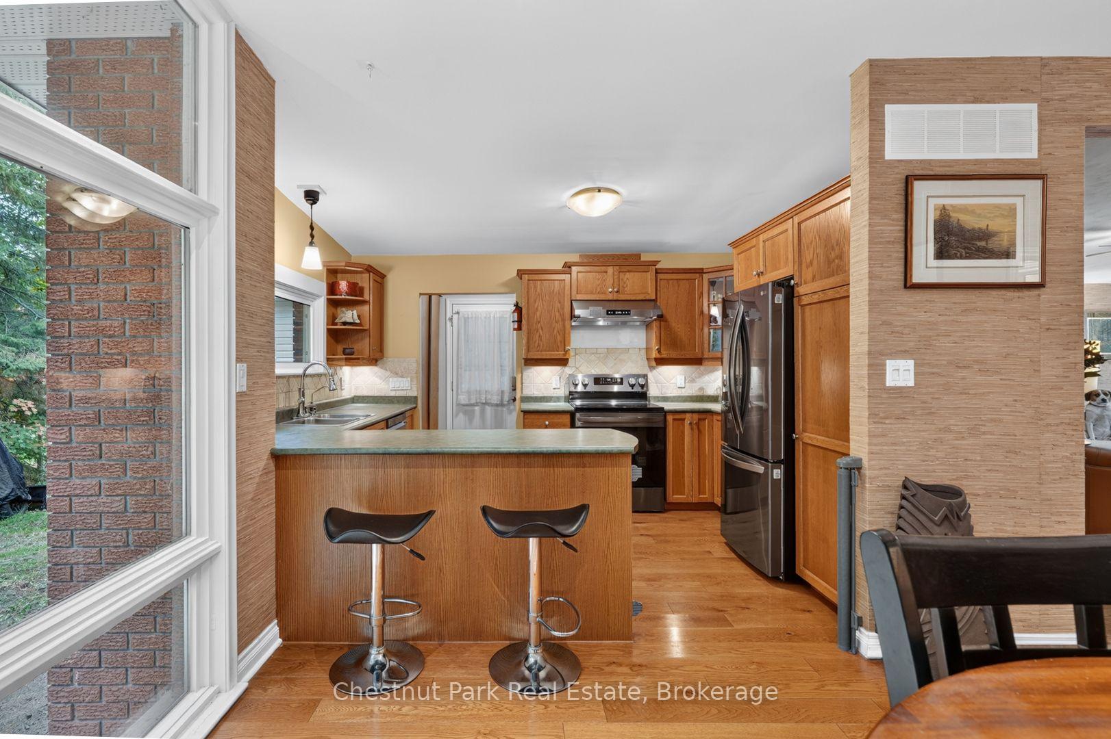 Photo 11 of 240 Knister Road, Gravenhurst, Muskoka (S) — HOMEH