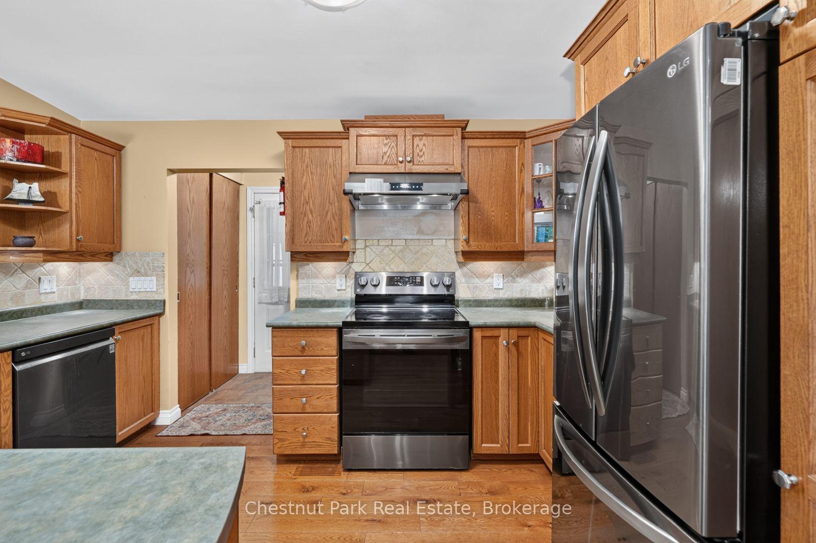 Photo 12 of 240 Knister Road, Gravenhurst, Muskoka (S) — HOMEH