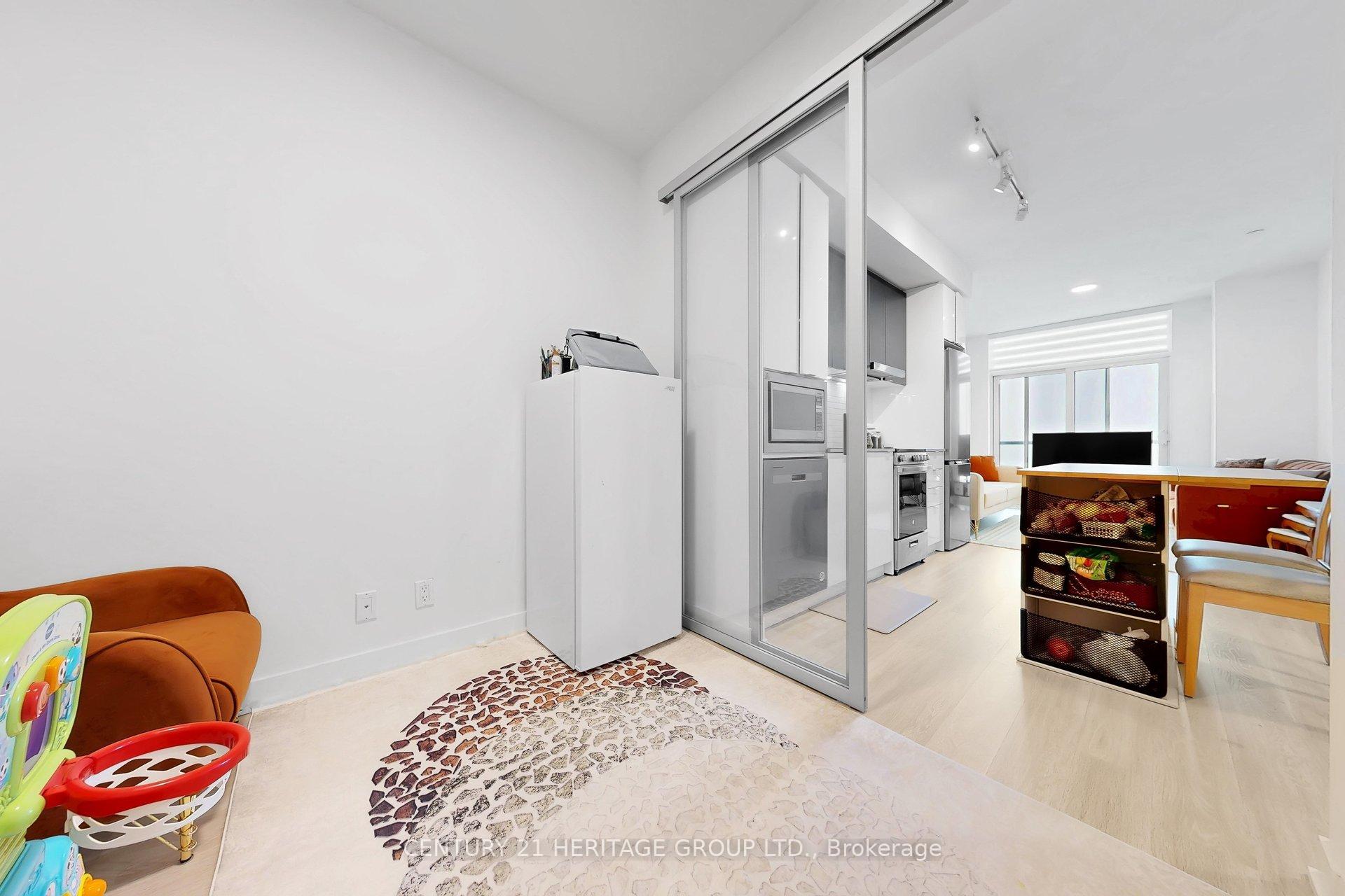 Photo 19 of Unit 3504, 30 Upper Mall Way, Vaughan, Brownridge — HOMEH