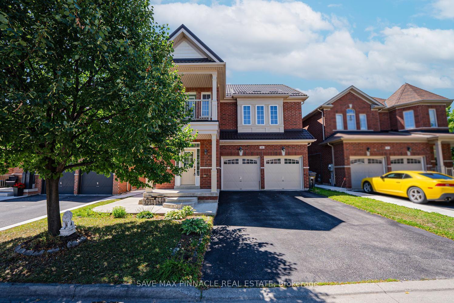 Photo 3 of 16 Baby Pointe Trail, Brampton, Northwest Brampton — HOMEH