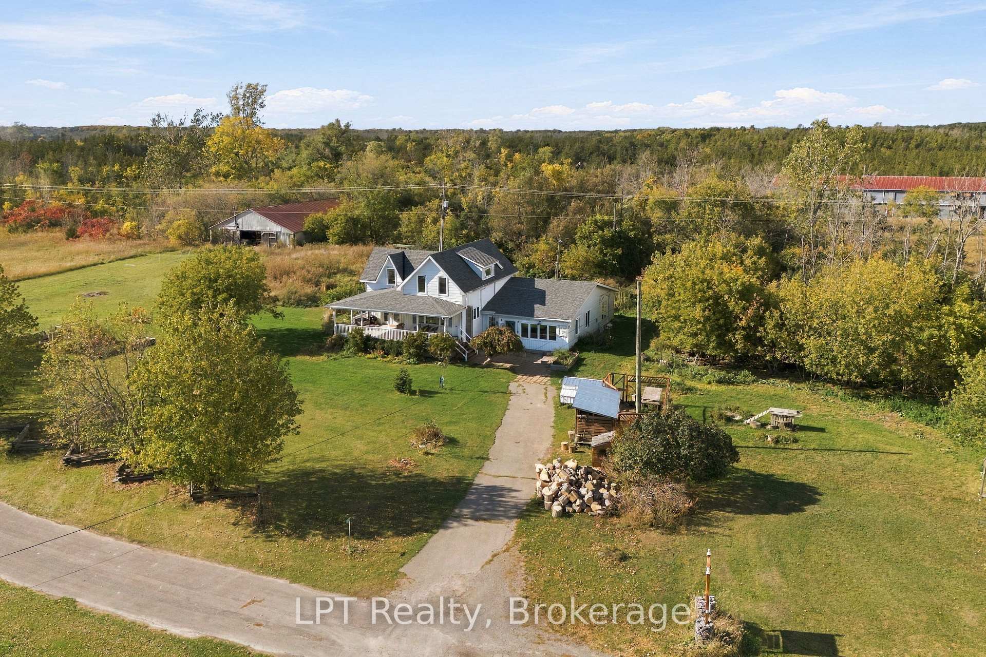 Photo 2 of 3857 County 8 Road, Prince Edward County, North Marysburg Ward — HOMEH