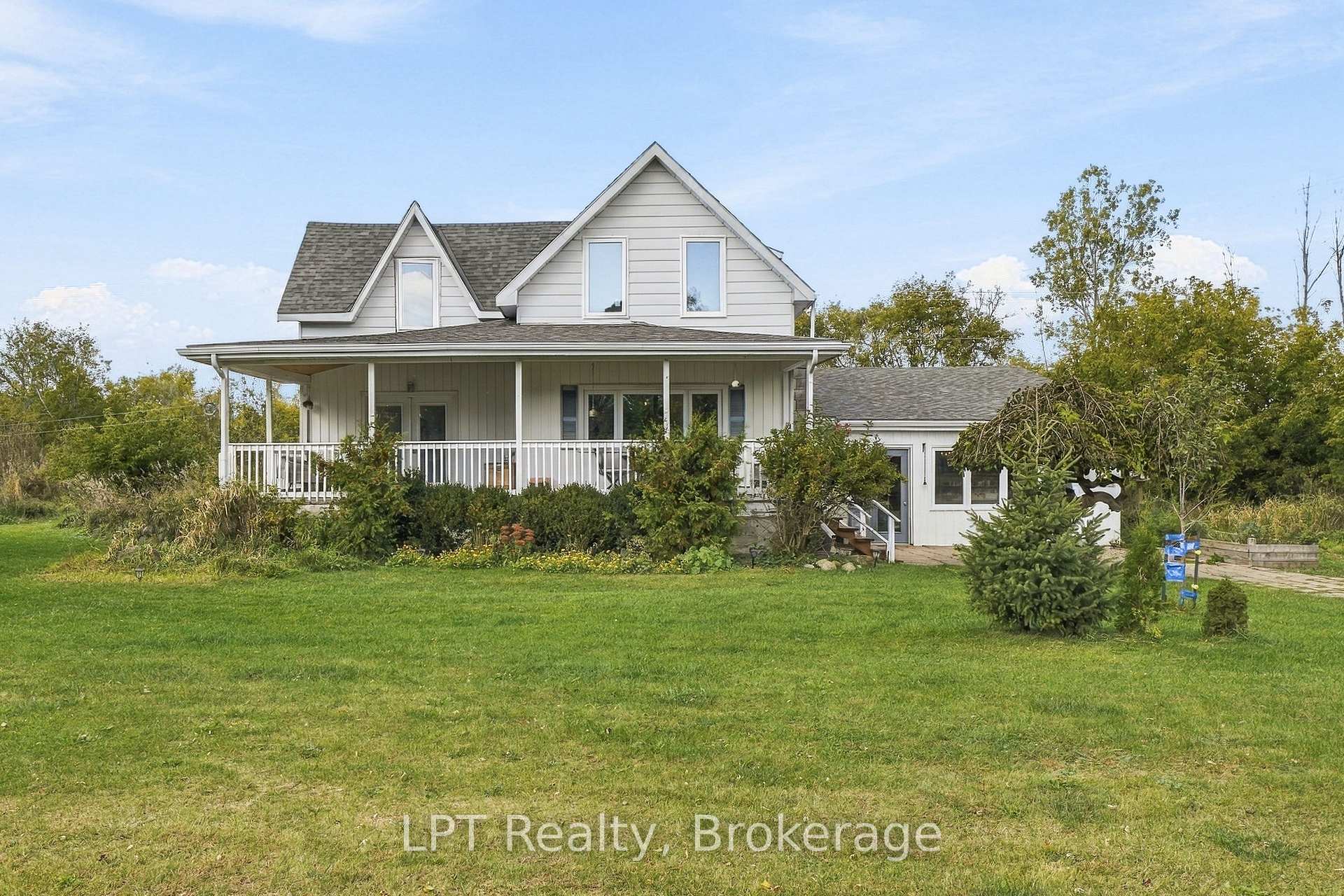 Photo 4 of 3857 County 8 Road, Prince Edward County, North Marysburg Ward — HOMEH