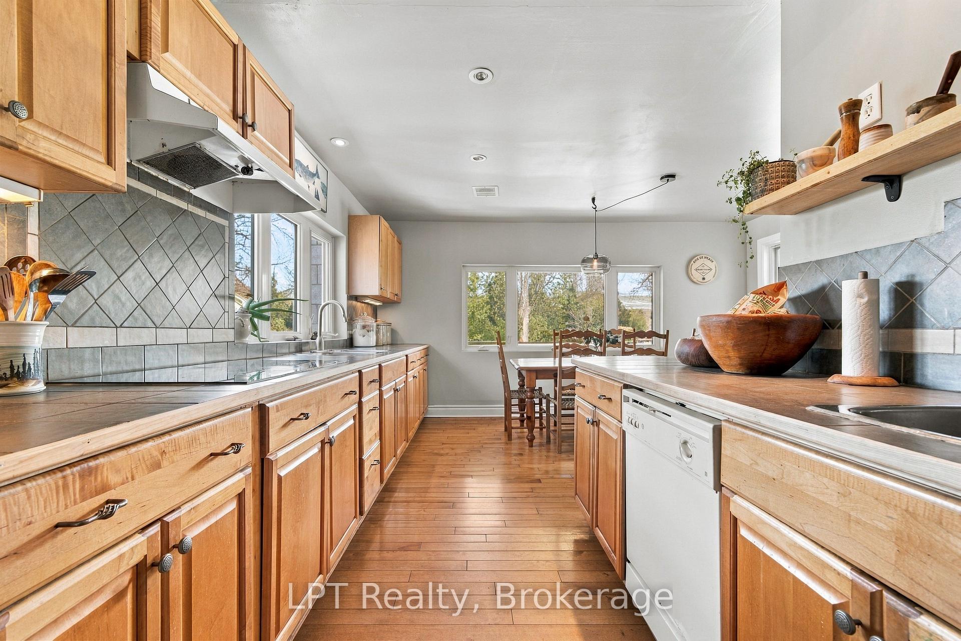 Photo 16 of 3857 County 8 Road, Prince Edward County, North Marysburg Ward — HOMEH