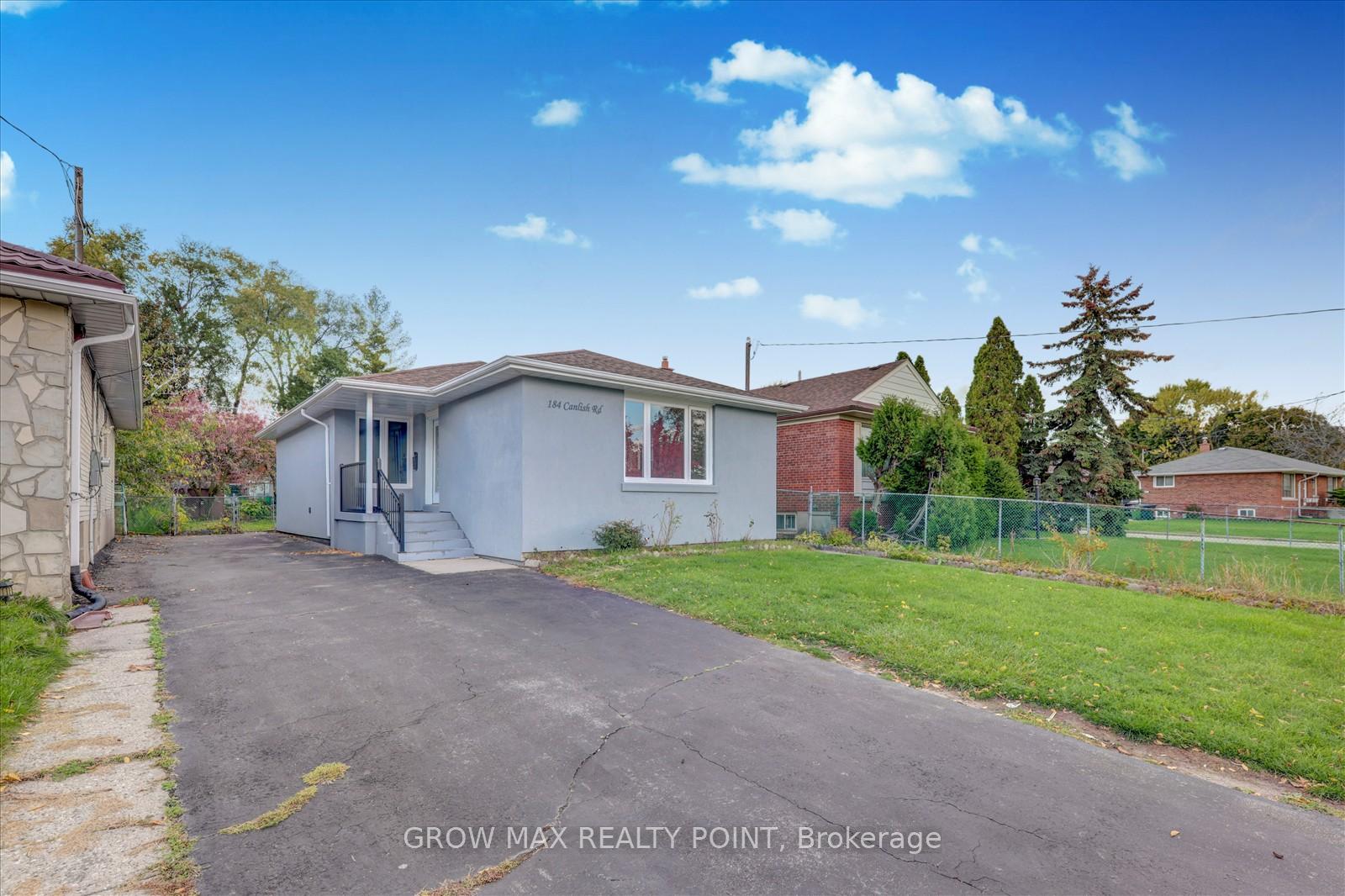 Photo 2 of Unit Upper, 184 Canlish Road E, Scarborough, Dorset Park — HOMEH