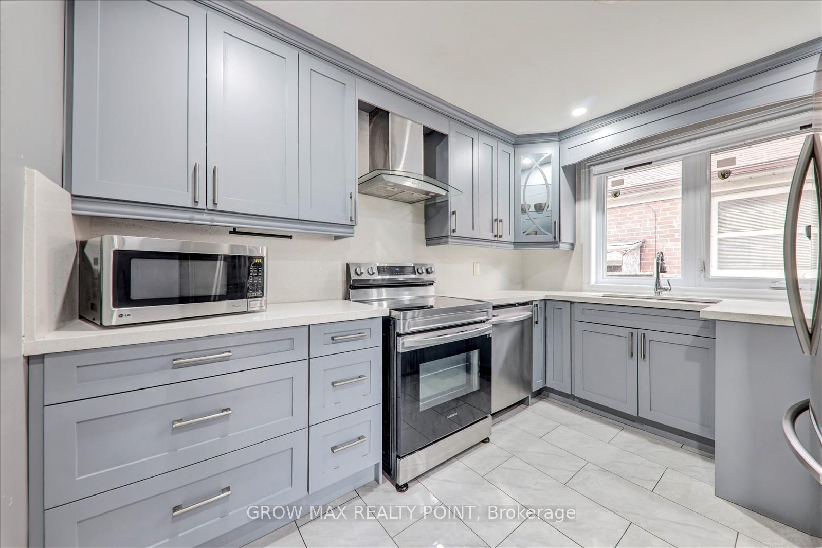 Photo 13 of Unit Upper, 184 Canlish Road E, Scarborough, Dorset Park — HOMEH