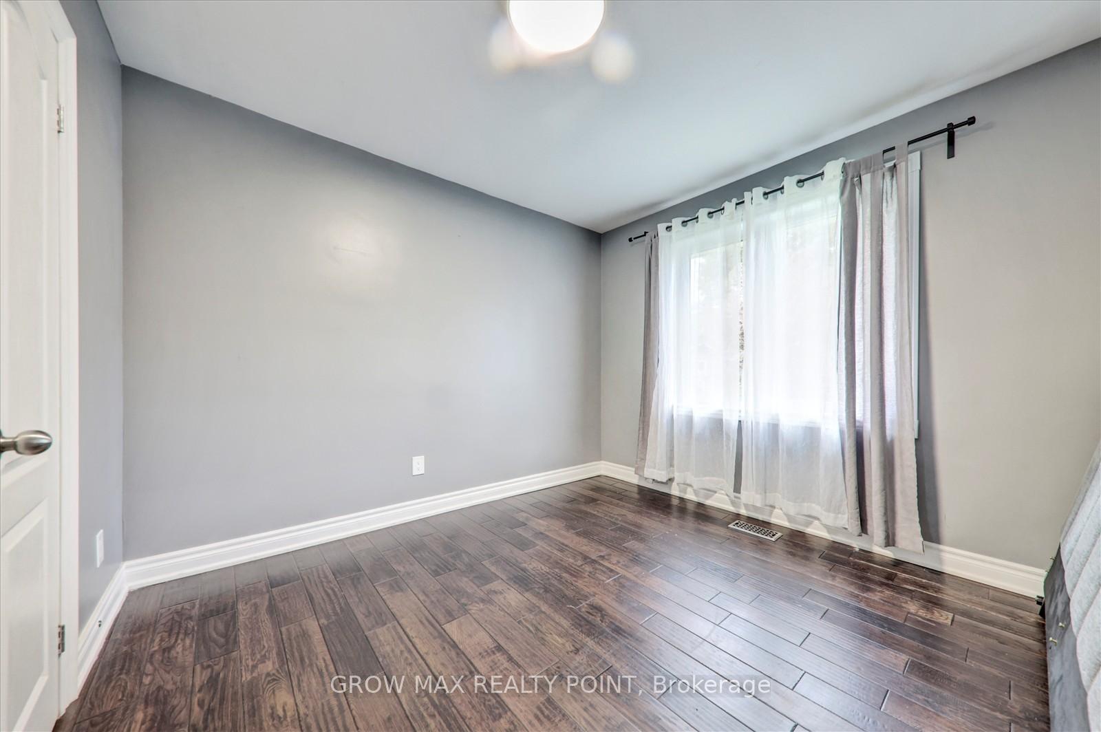 Photo 17 of Unit Upper, 184 Canlish Road E, Scarborough, Dorset Park — HOMEH