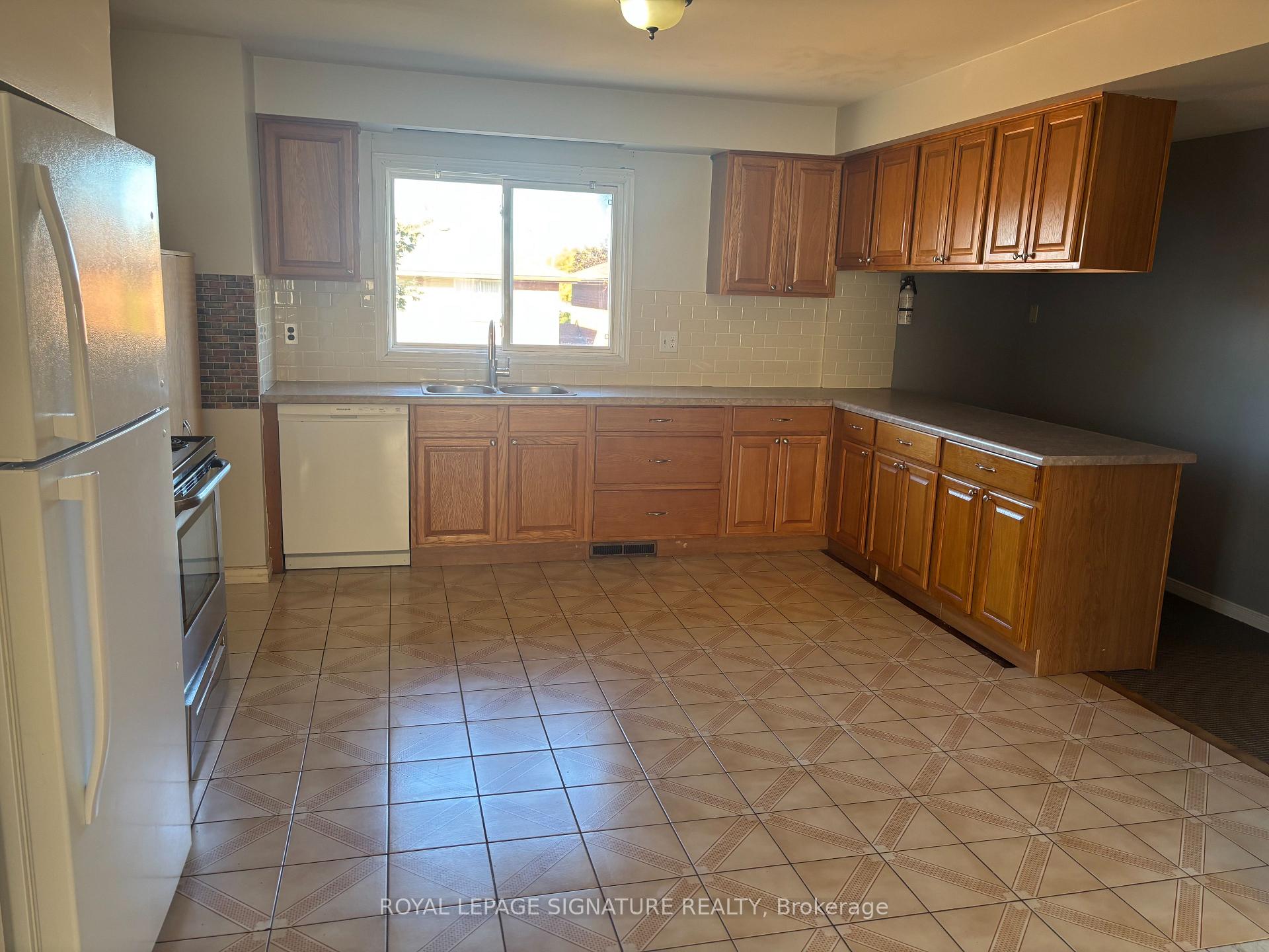 Photo 1 of Unit Upper, 232 Barton Street, Hamilton, Stoney Creek — HOMEH