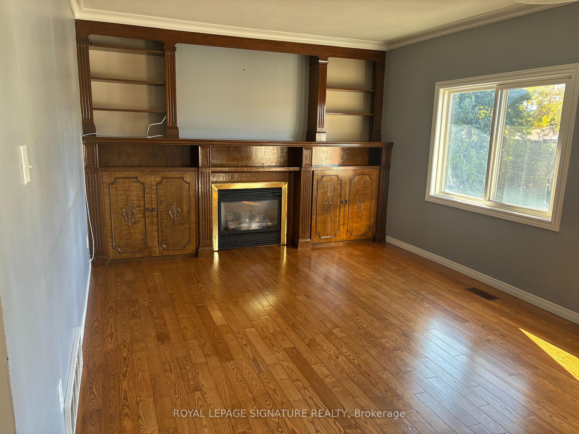 Photo 3 of Unit Upper, 232 Barton Street, Hamilton, Stoney Creek — HOMEH
