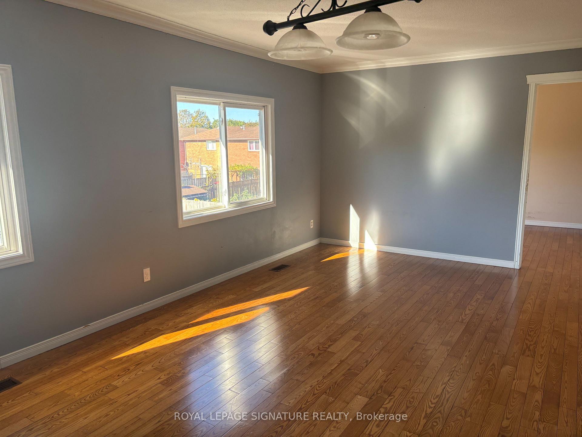 Photo 10 of Unit Upper, 232 Barton Street, Hamilton, Stoney Creek — HOMEH