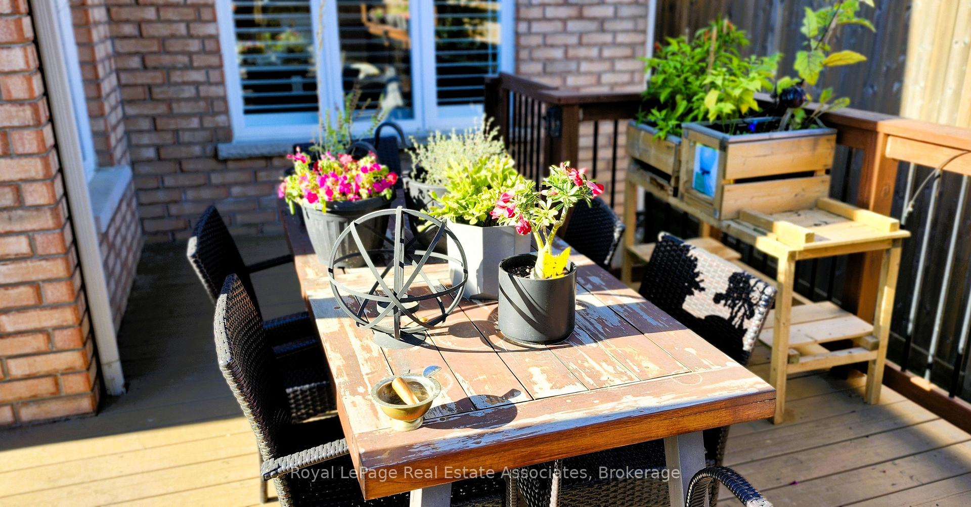 Photo 12 of 59 Solsbury Crescent, Hamilton, Mount Hope — HOMEH