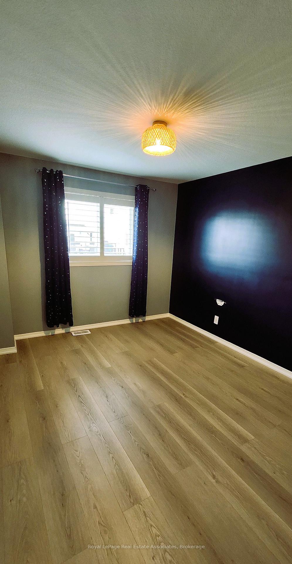 Photo 18 of 59 Solsbury Crescent, Hamilton, Mount Hope — HOMEH