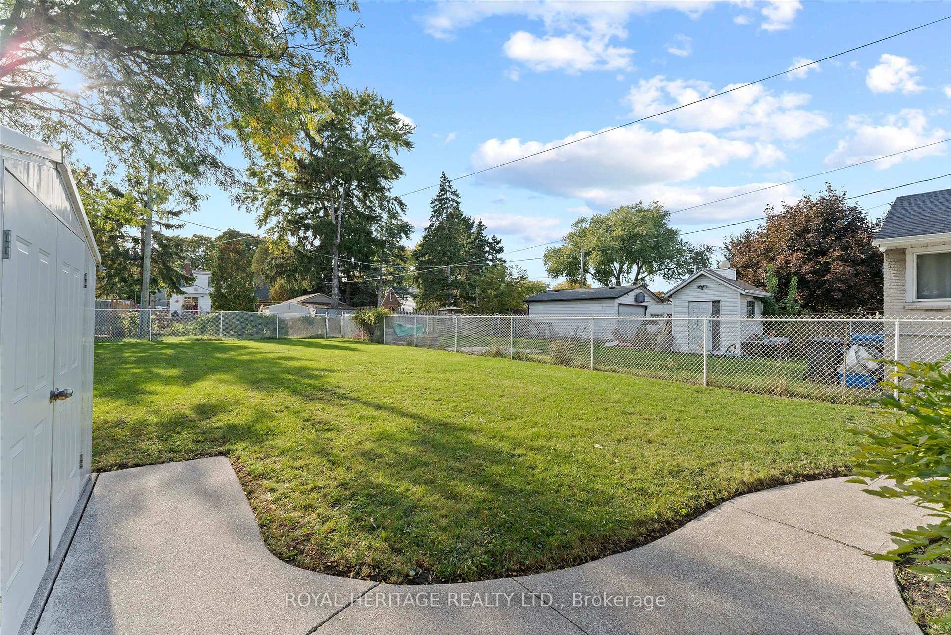 Photo 7 of 461 Lauzon Road, Windsor — HOMEH