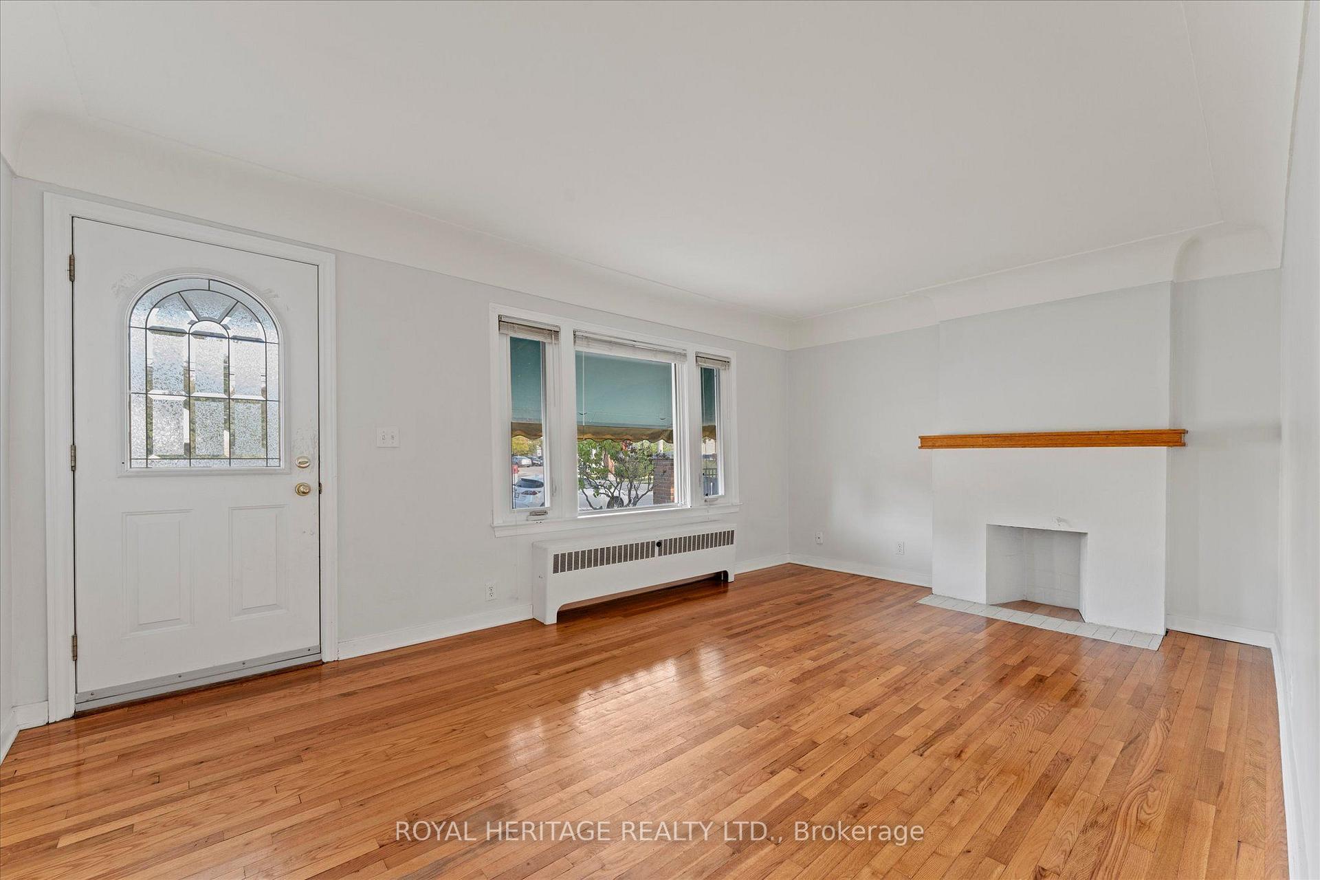 Photo 11 of 461 Lauzon Road, Windsor — HOMEH