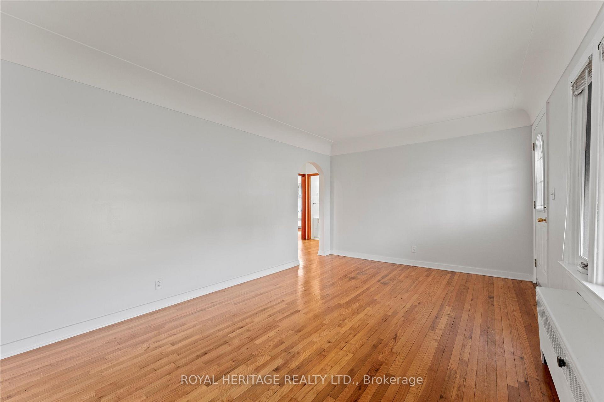 Photo 13 of 461 Lauzon Road, Windsor — HOMEH