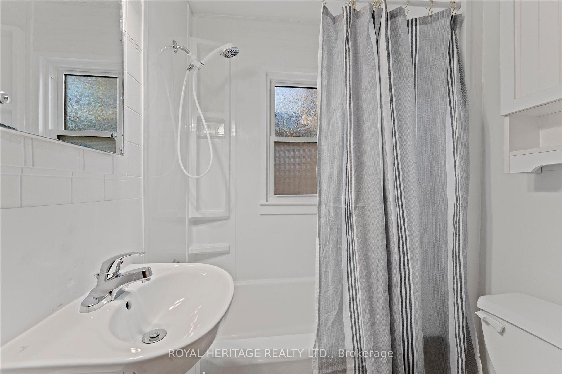 Photo 24 of 461 Lauzon Road, Windsor — HOMEH